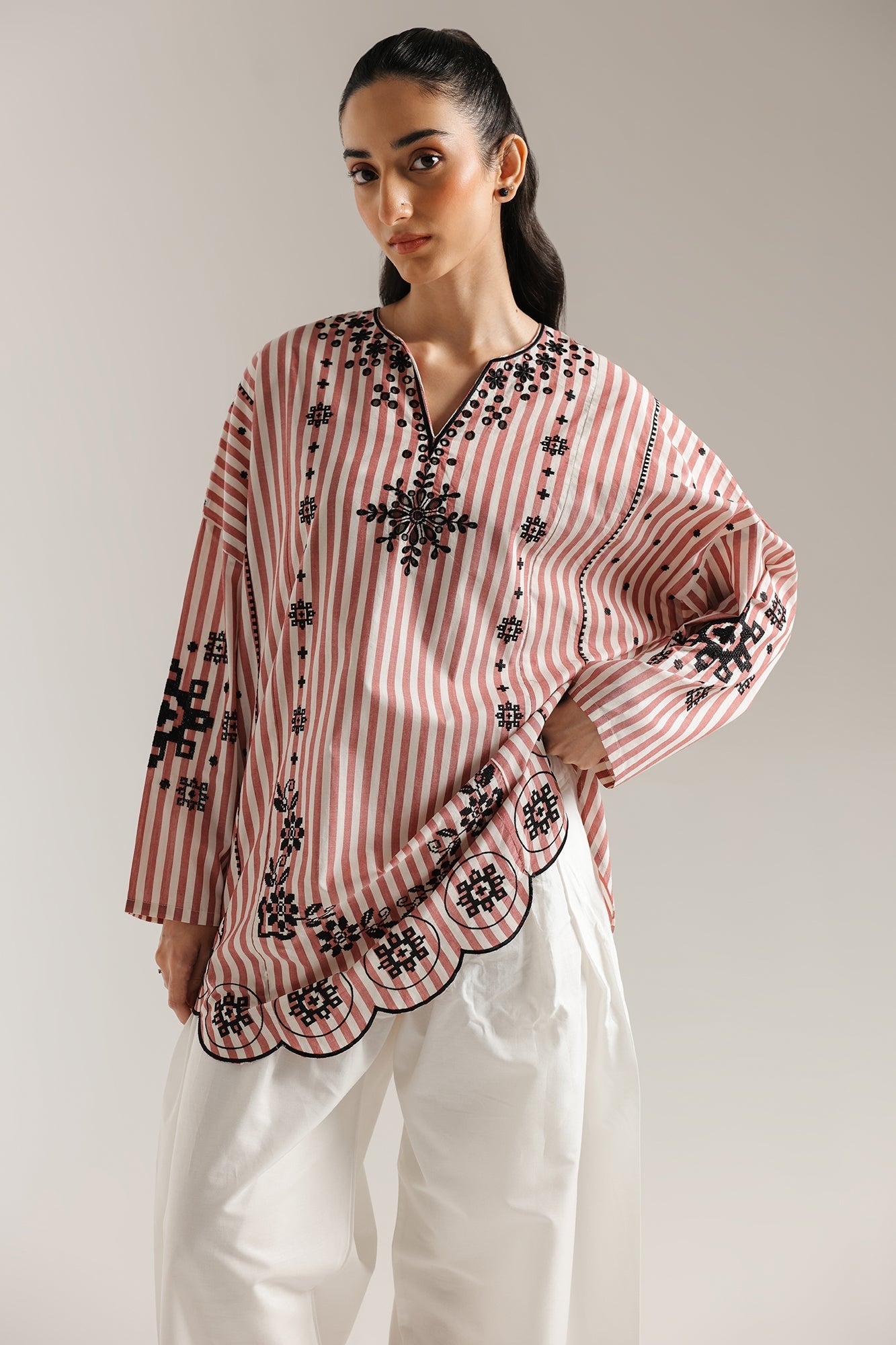 EMBROIDERED KURTI (E5840/102/003) - Image 5