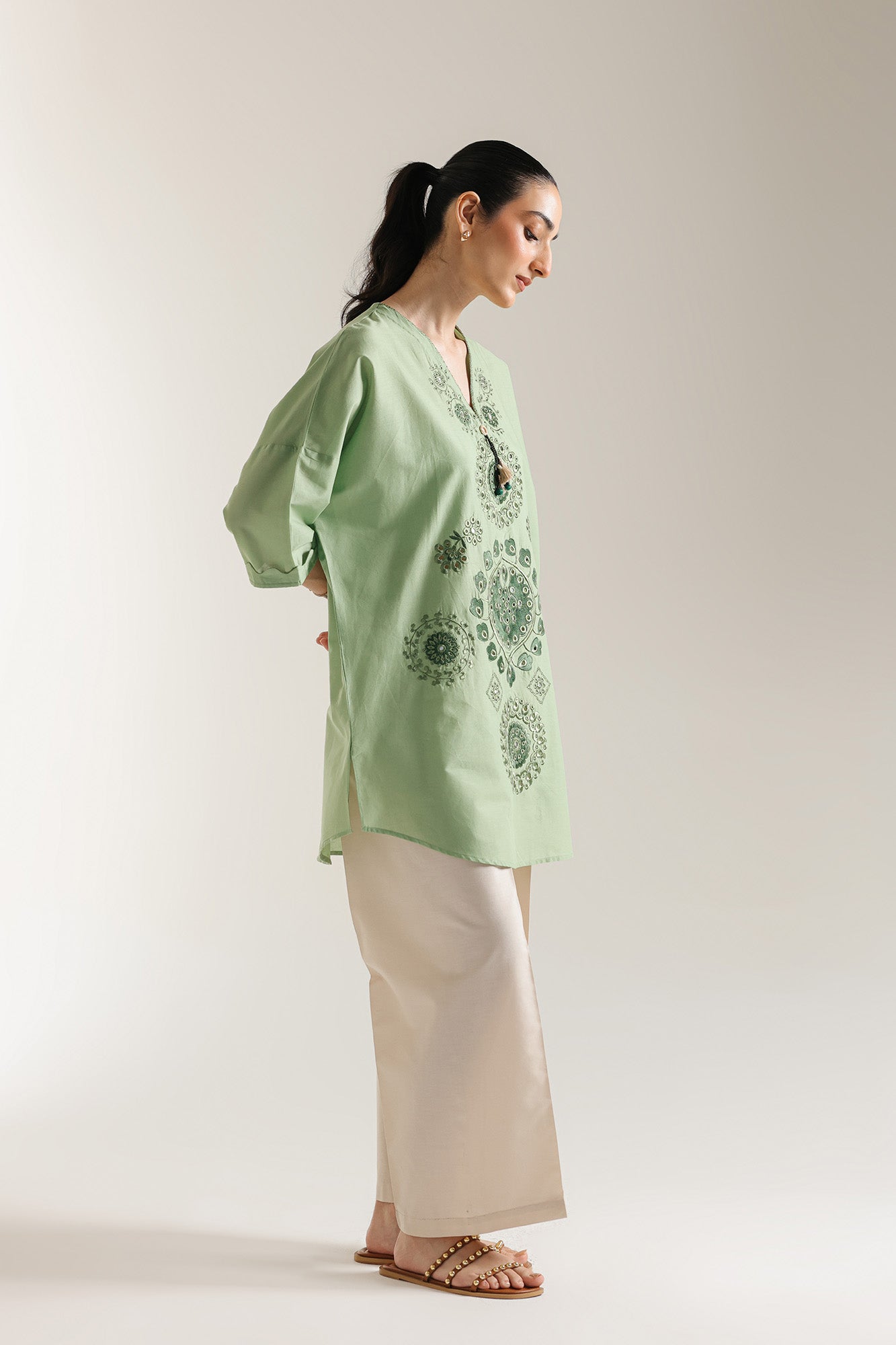 PRINTED KURTI (E5842/102/725) - Image 3