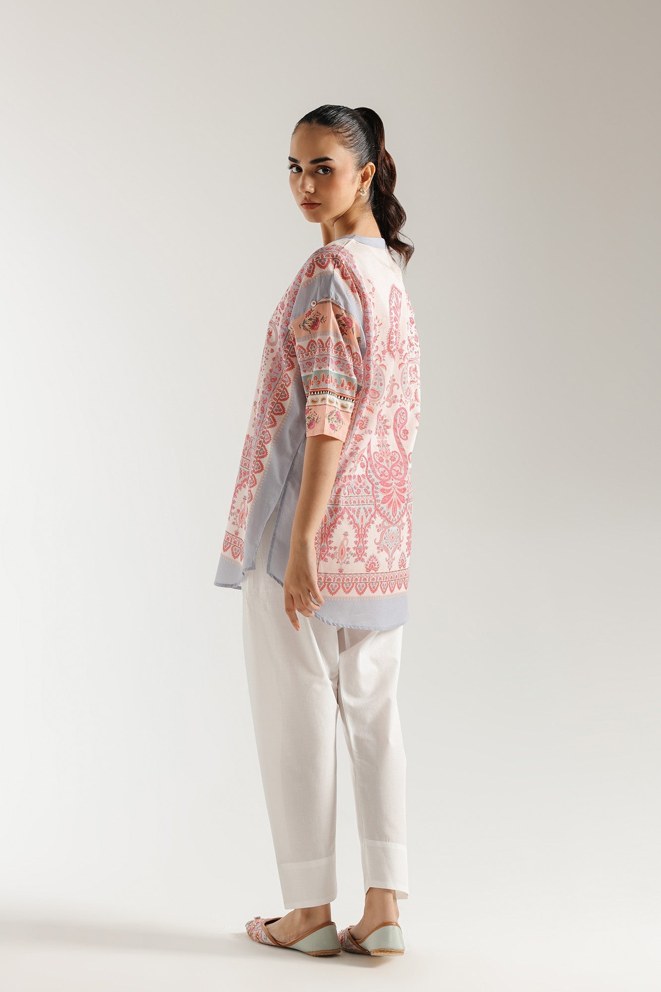 PRINTED KURTI (E5850/102/329) - Image 4