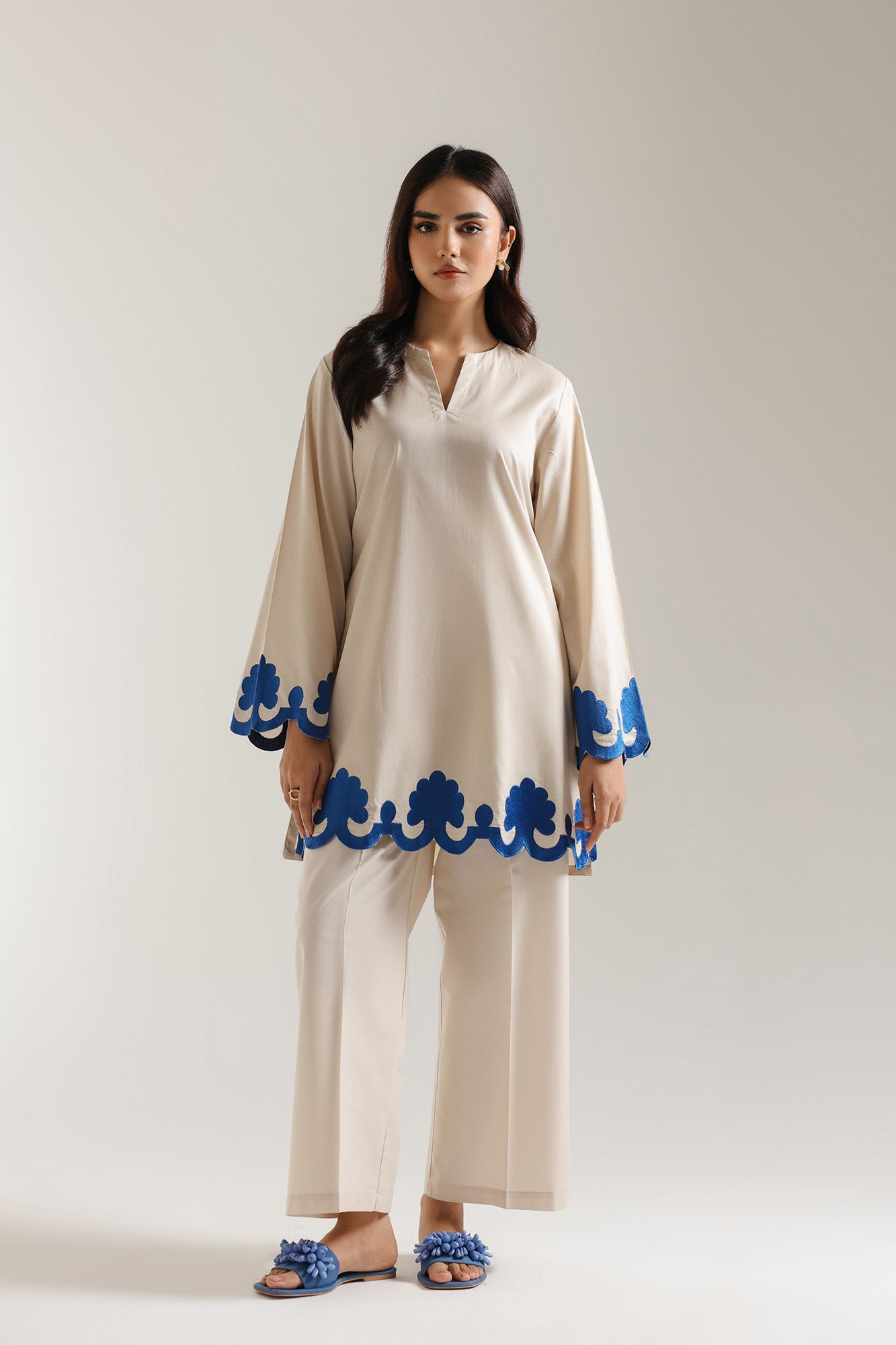 EMBROIDERED SHIRT (E102/006/5877) - Image 2