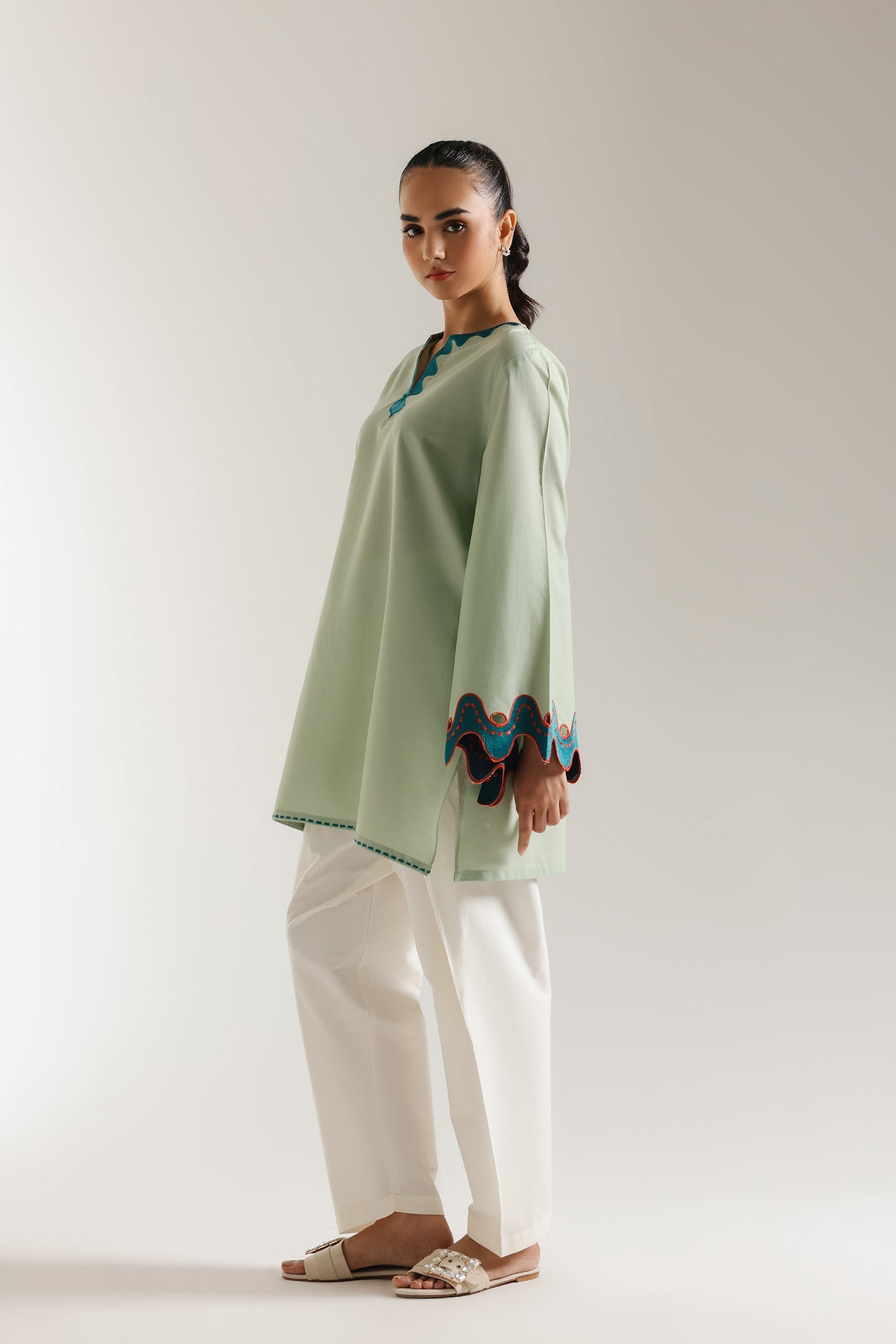 EMBROIDERED SHIRT (E102/130/5881) - Image 2