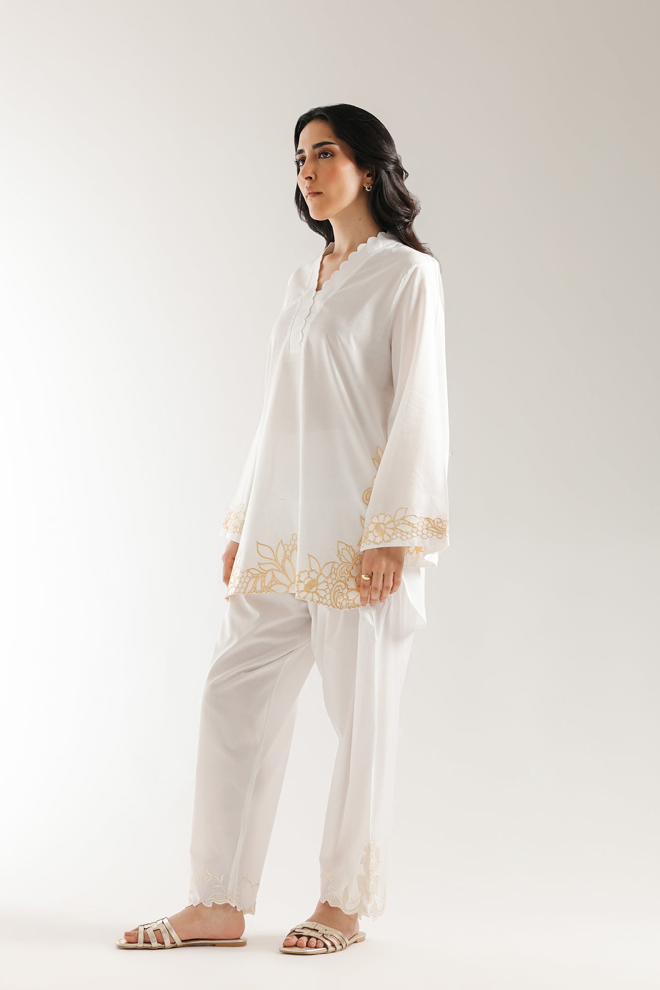 EMBROIDERED SHIRT (E5885/102/002) - Image 3