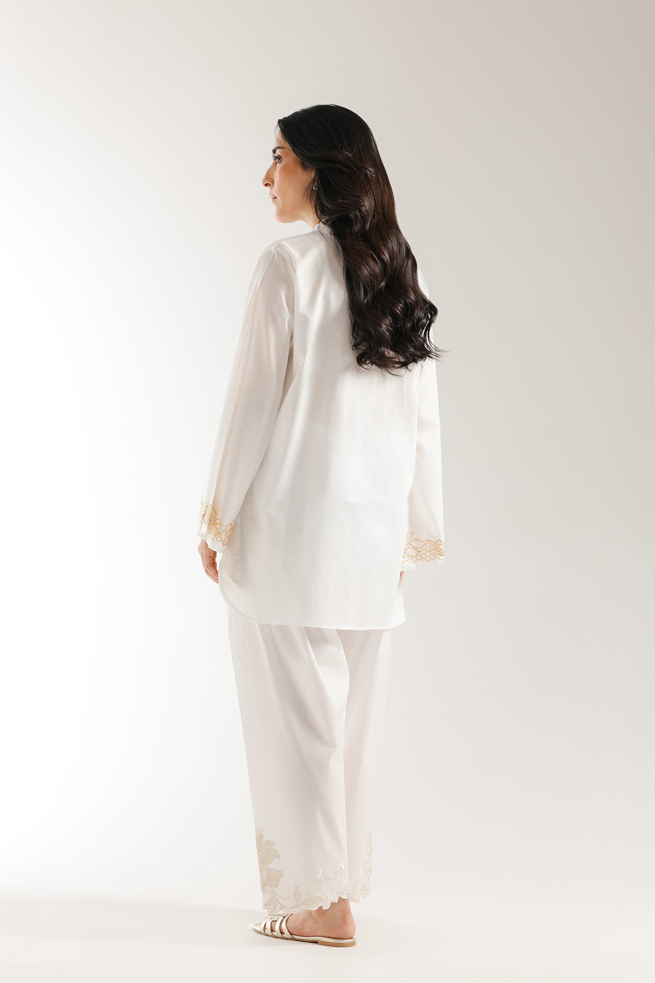 EMBROIDERED SHIRT (E5885/102/002) - Image 4