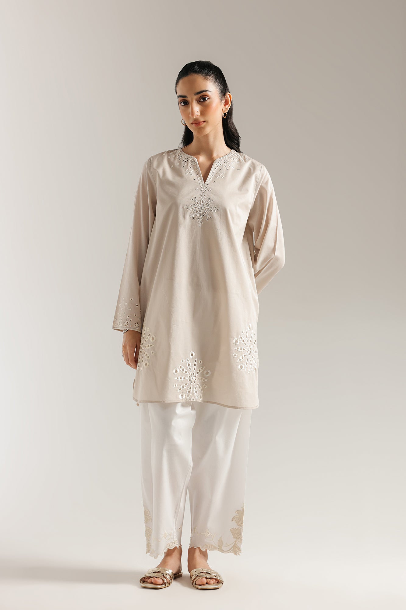 EMBROIDERED SHIRT (E5886/102/006) - Image 2