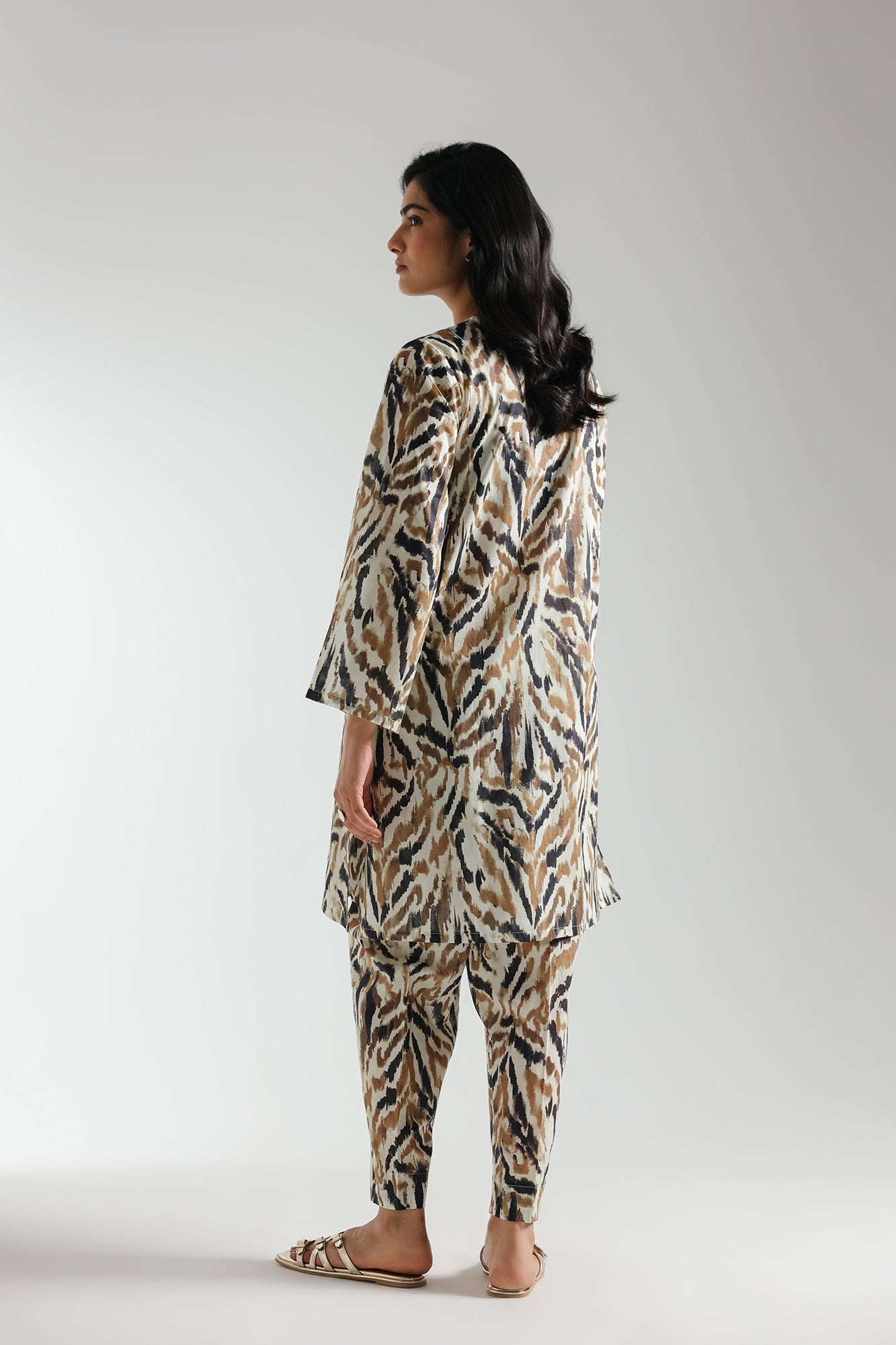 PRINTED SUIT (E6032/102/115) - Image 3