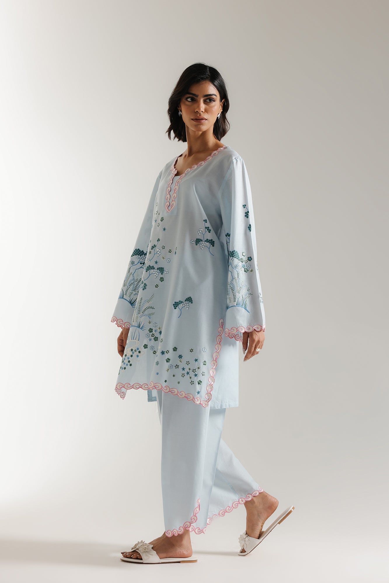 EMBROIDERED SUIT (E102/617/6093) - Image 3