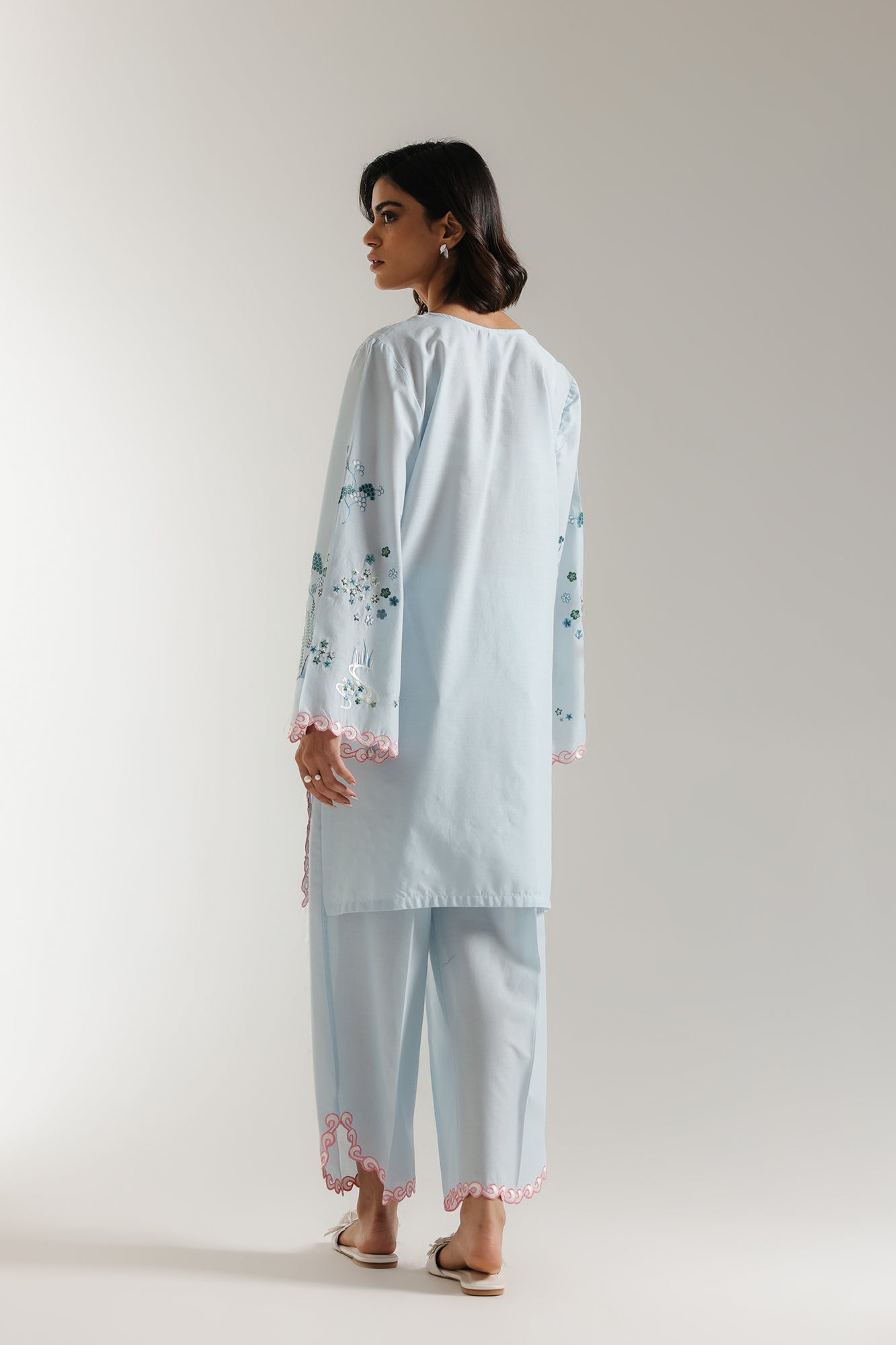 EMBROIDERED SUIT (E102/617/6093) - Image 4