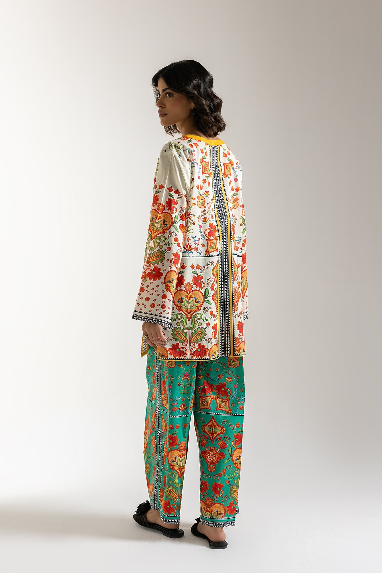PRINTED SUIT (E102/002/6122) - Image 3