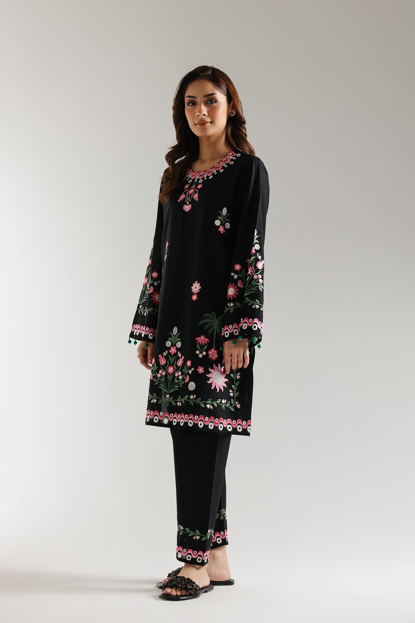 EMBROIDERED SUIT (E6139/102/902) - Image 3