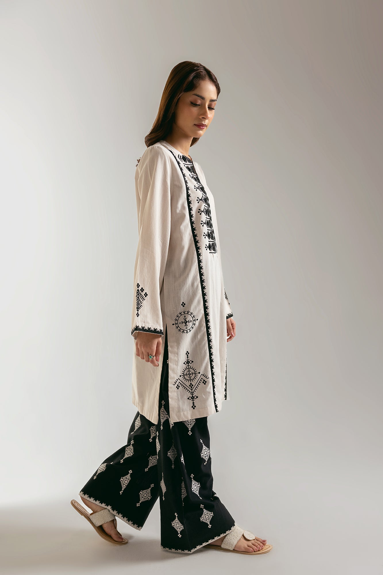 EMBROIDERED SUIT (E6142/102/006) - Image 5