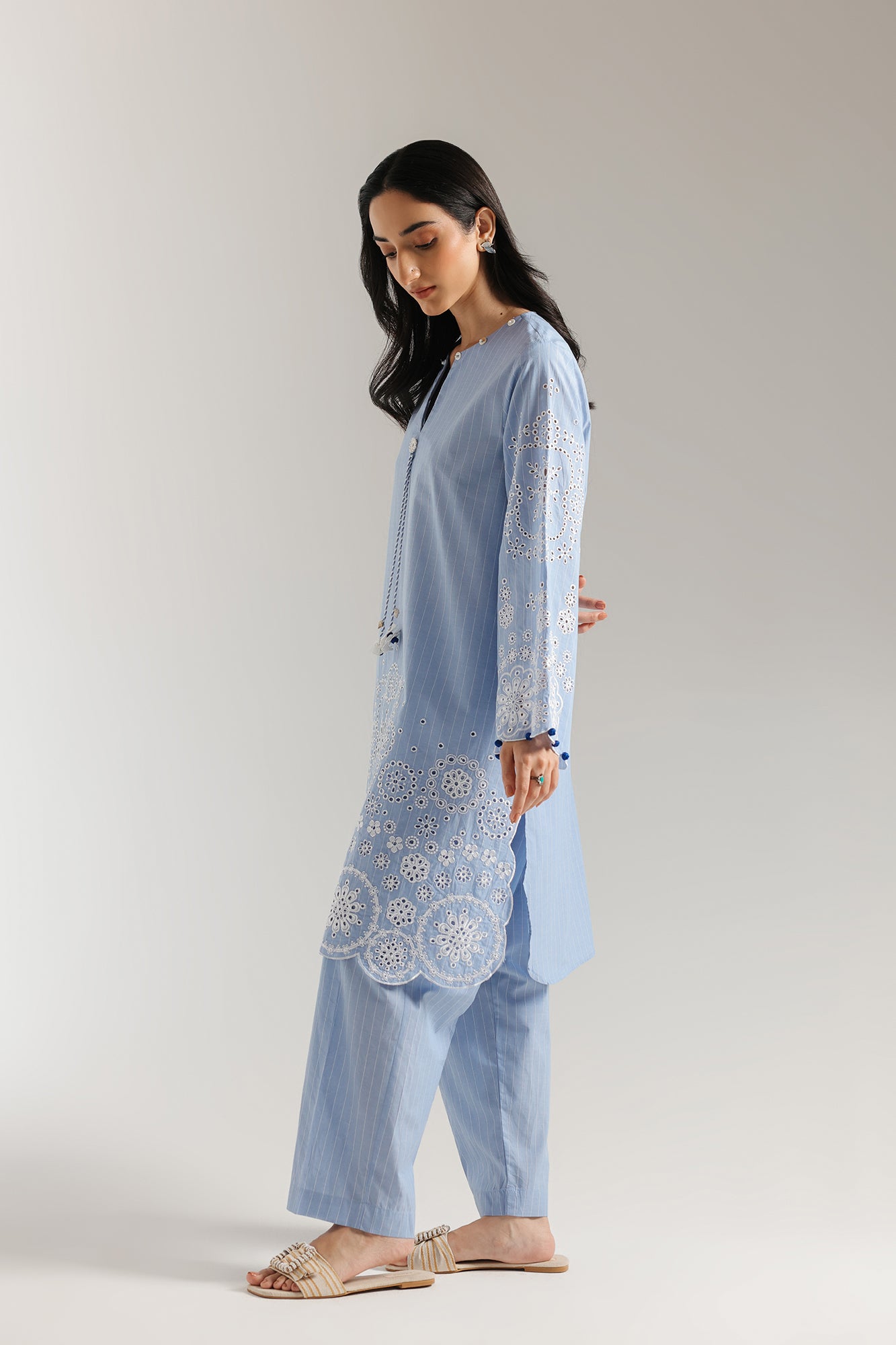 EMBROIDERED SUIT (E6143/102/635) - Image 3