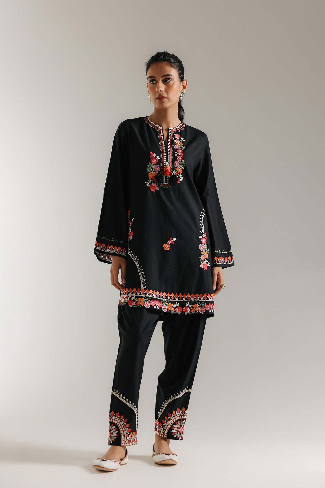 EMBROIDERED SUIT (E6147/102/901) - Image 2