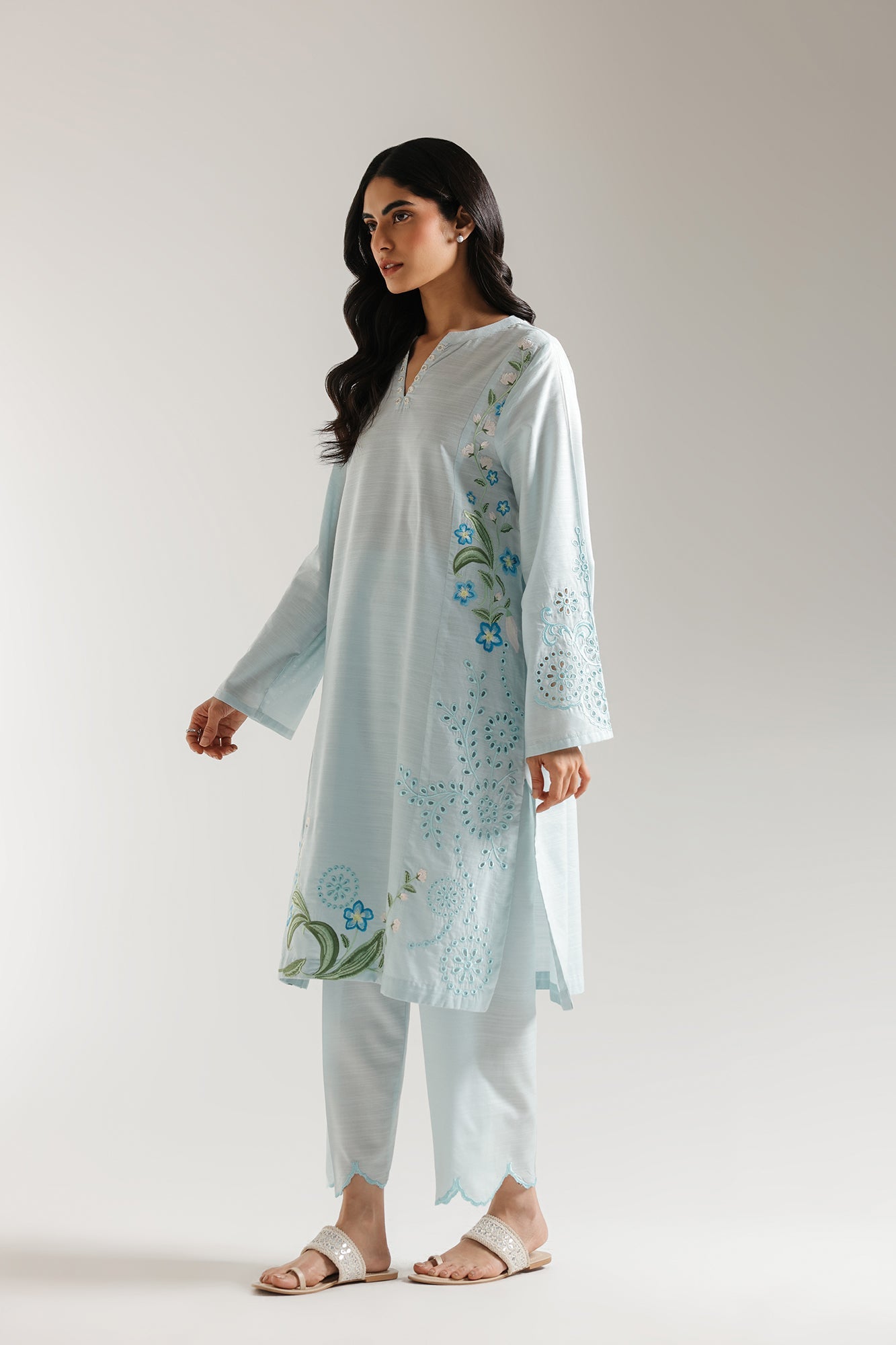 EMBROIDERED SUIT (E6148/102/721) - Image 2