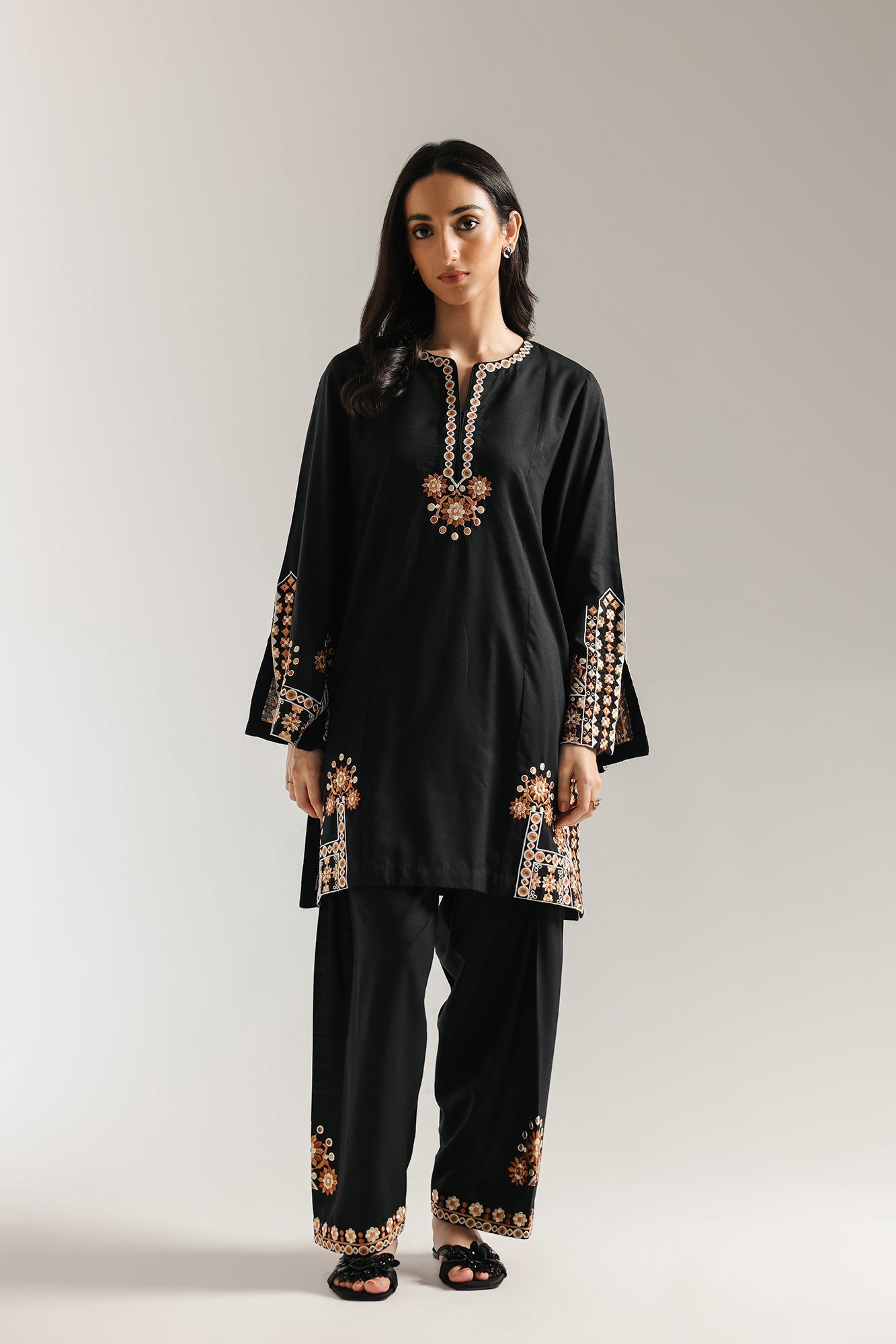 EMBROIDERED SUIT (E6187/102/902) - Image 2