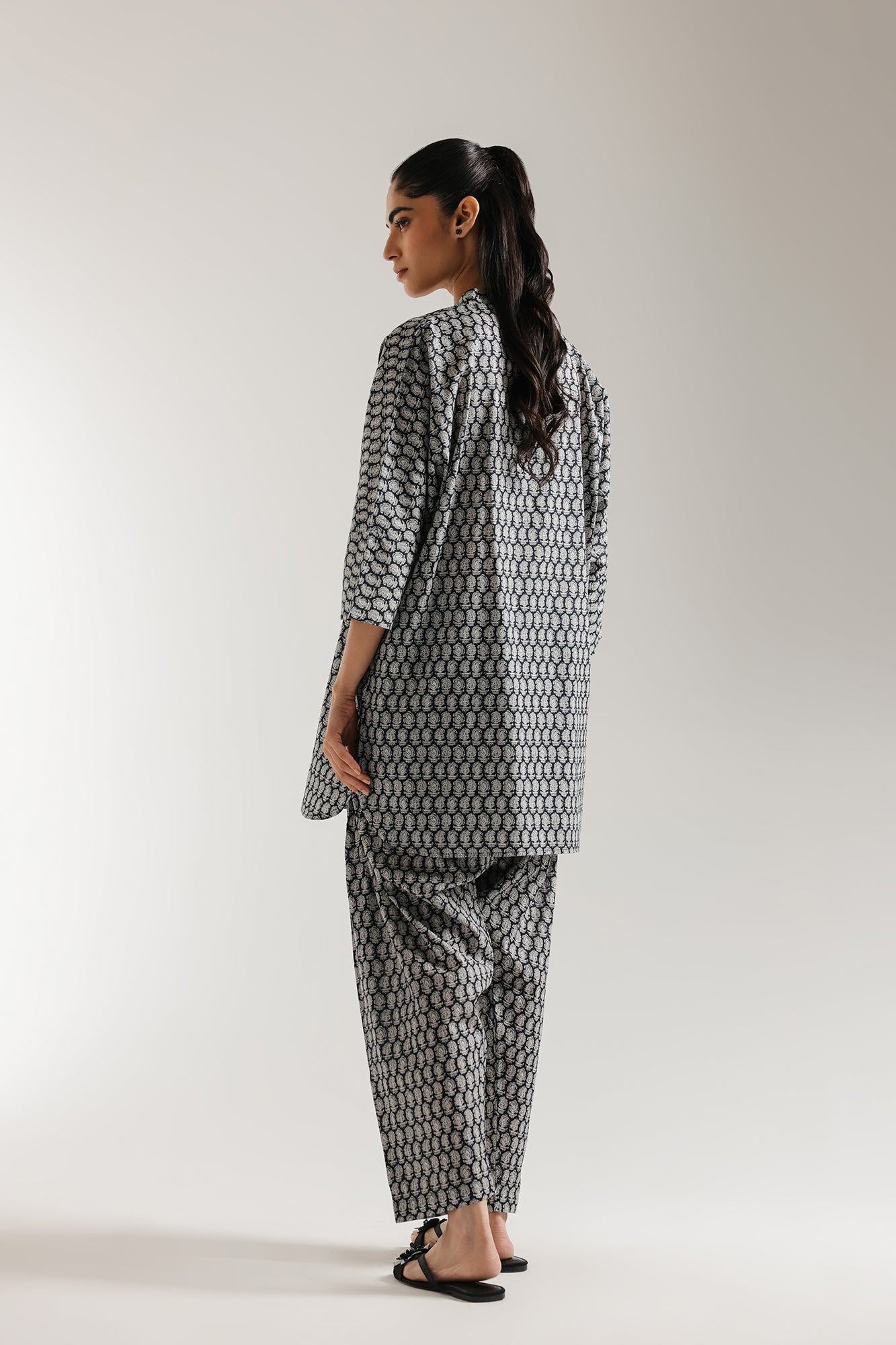 PRINTED SUIT (E6225/102/902) - Image 4