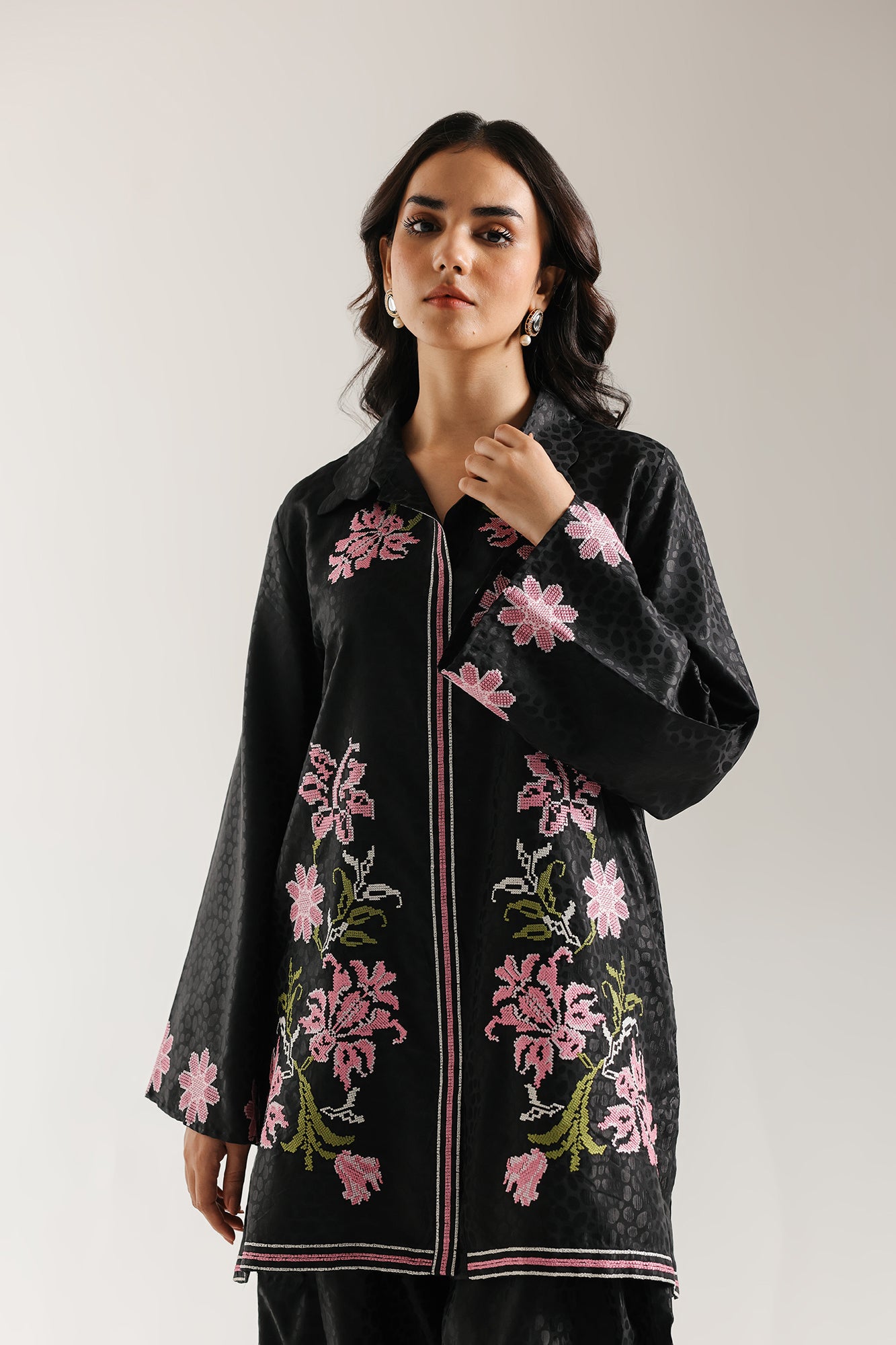 EMBROIDERED SUIT (E6627/102/902) - Image 4