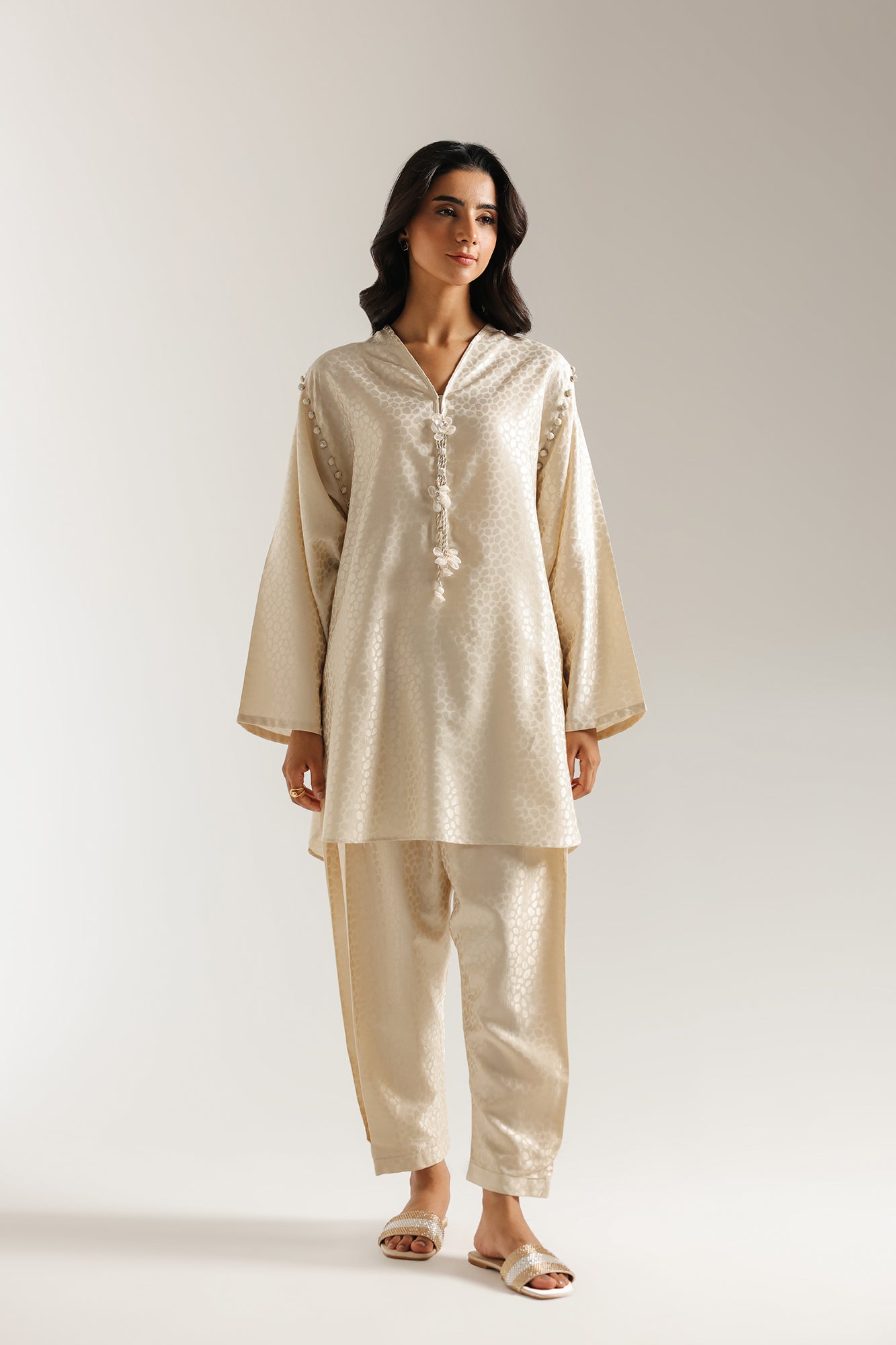 EMBROIDERED SUIT (E6633/102/005) - Image 2