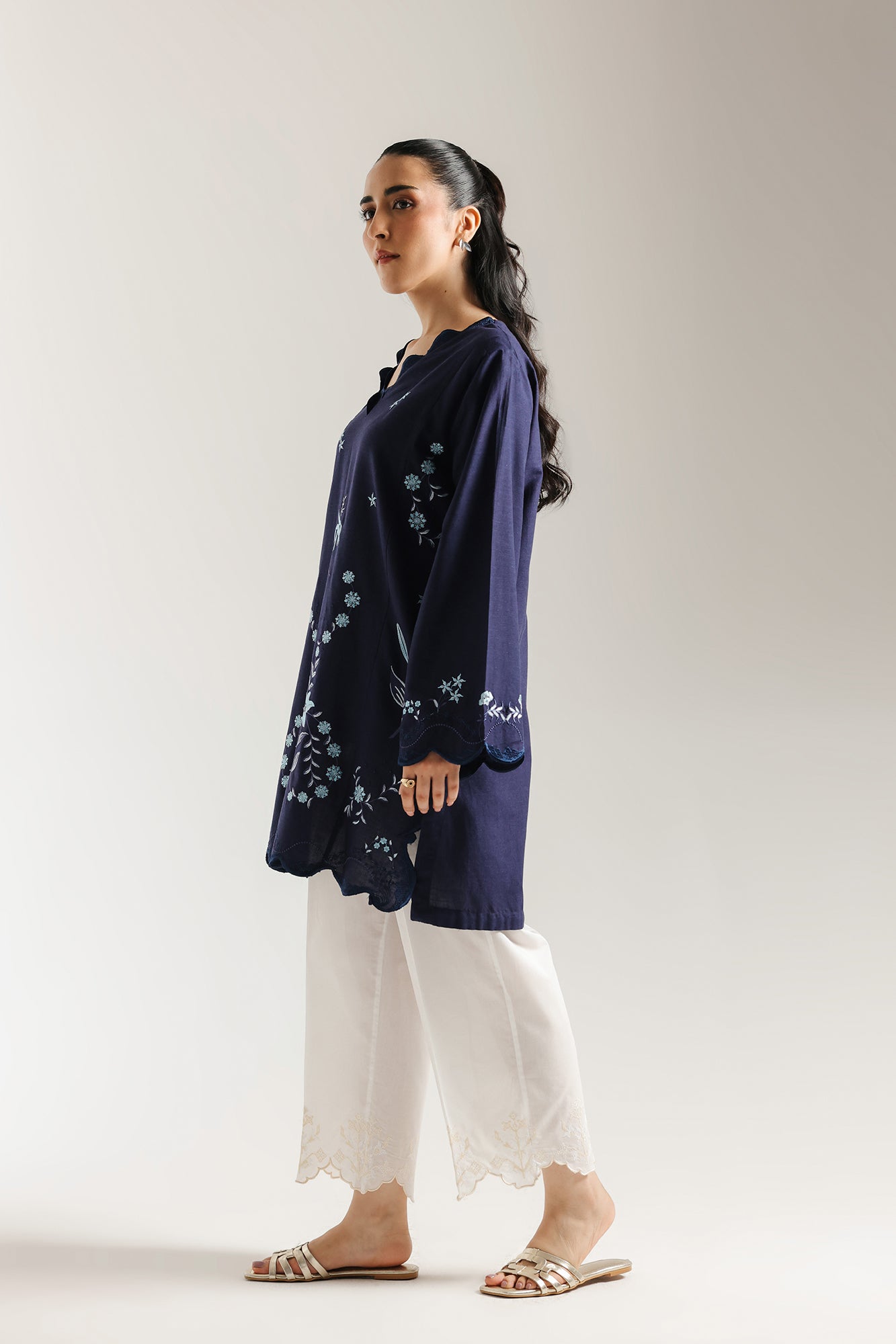 EMBROIDERED SHIRT (E6648/102/623) - Image 3