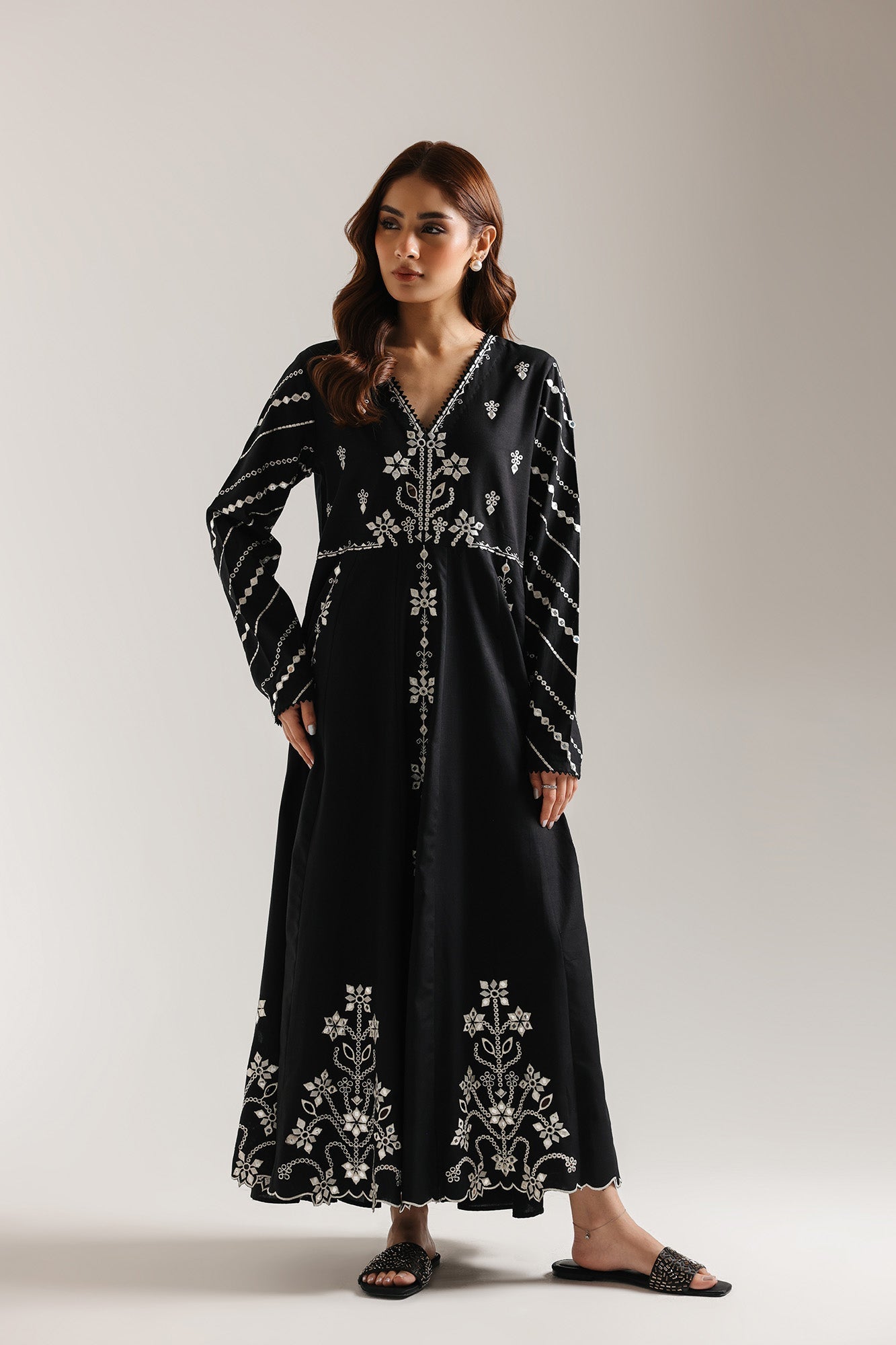 EMBROIDERED DRESS (E6649/102/902) - Image 2
