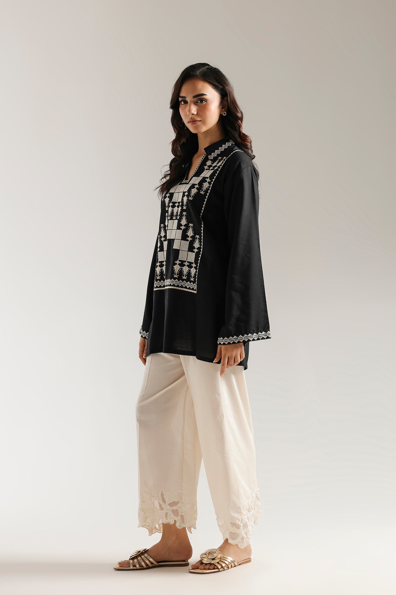PRINTED KURTI (E6655/102/902) - Image 3