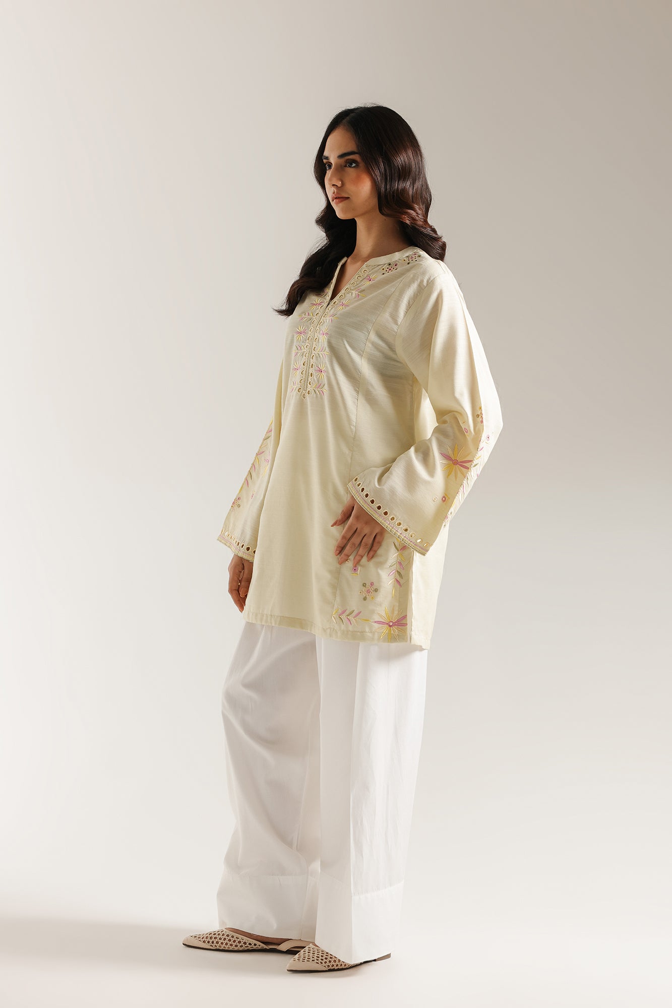 EMBROIDERED KURTI (E6657/102/125) - Image 3