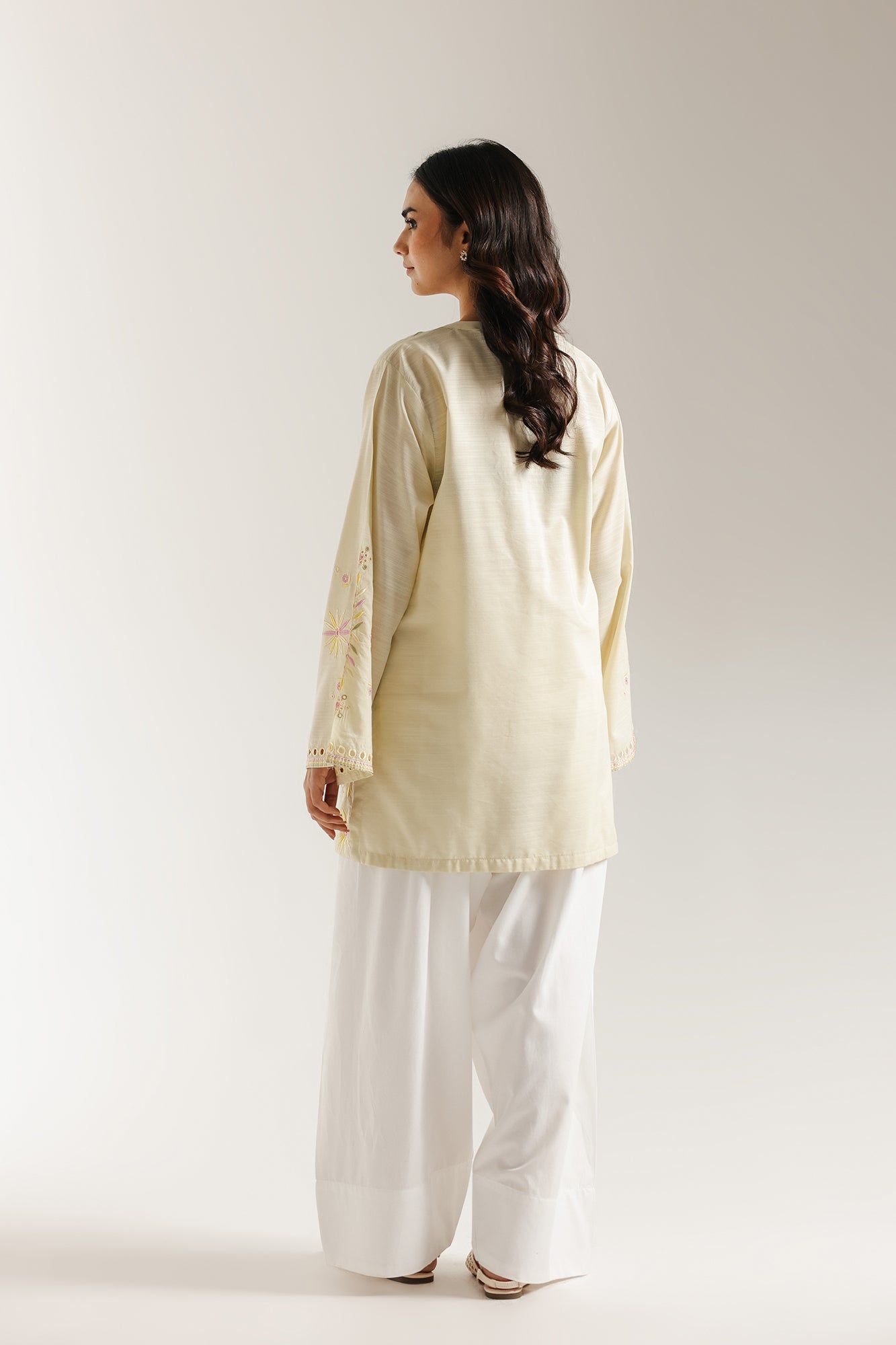 EMBROIDERED KURTI (E6657/102/125) - Image 4