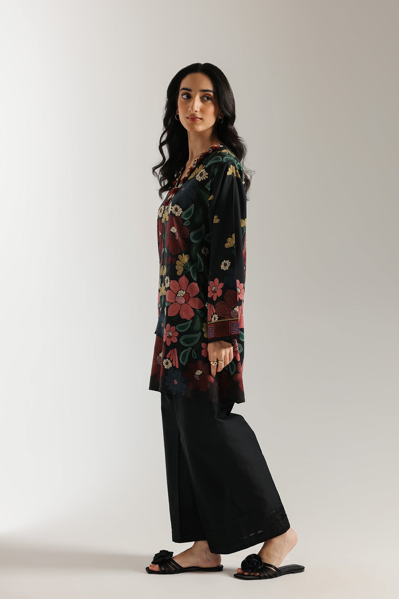 PRINTED KURTI (E6658/102/902) - Image 2