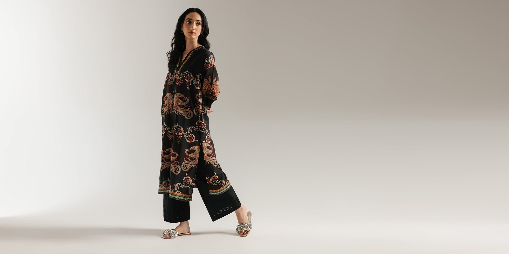PRINTED KURTI (E6660/102/902) - Image 5