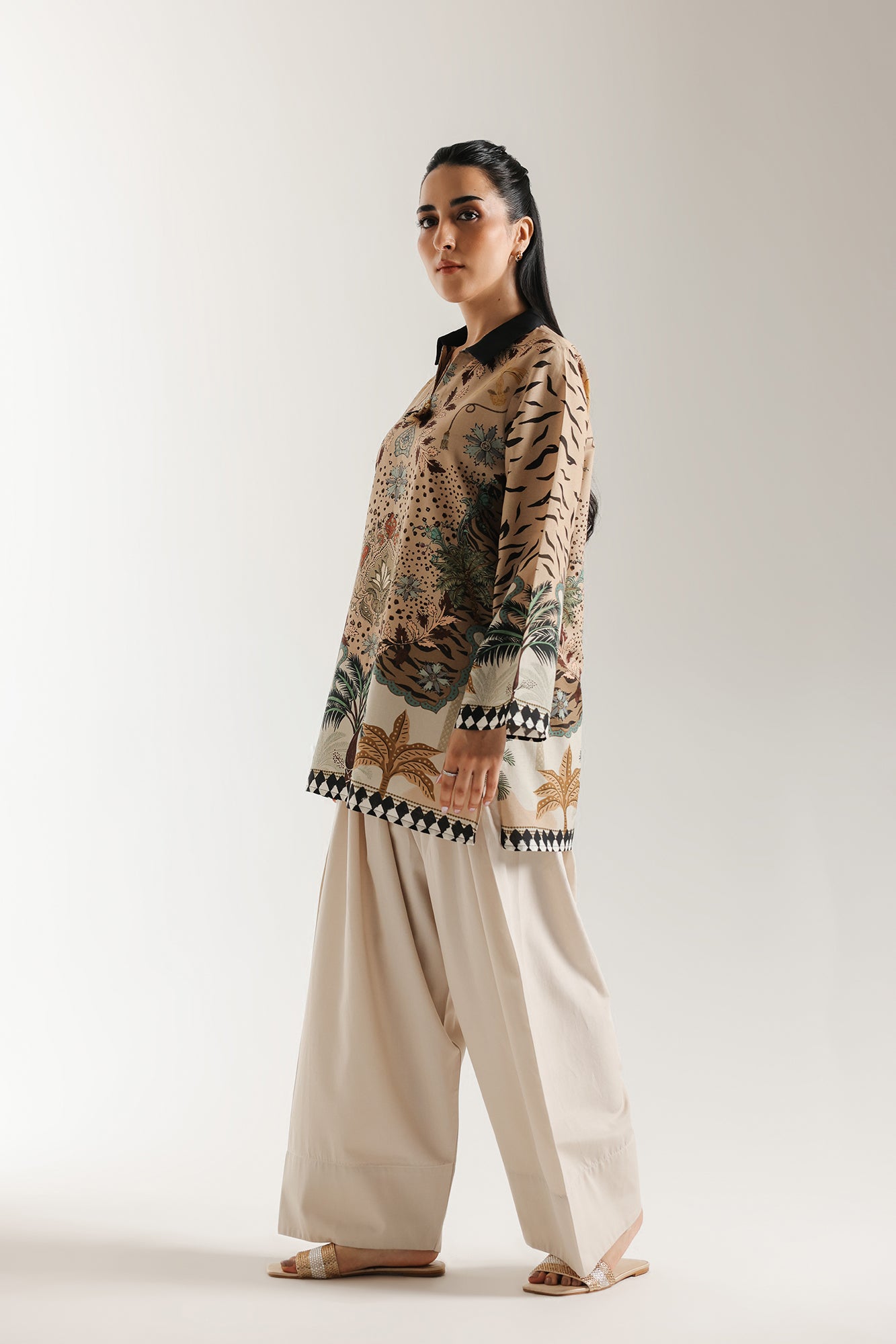 PRINTED KURTI (E6664/102/006) - Image 2