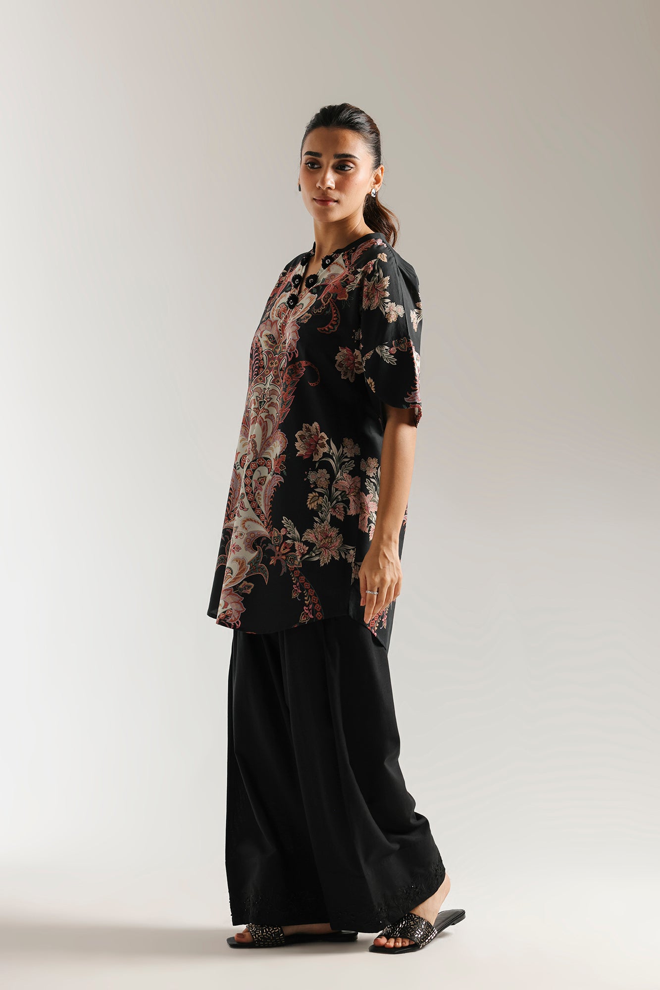 PRINTED KURTI (E6666/102/902) - Image 3