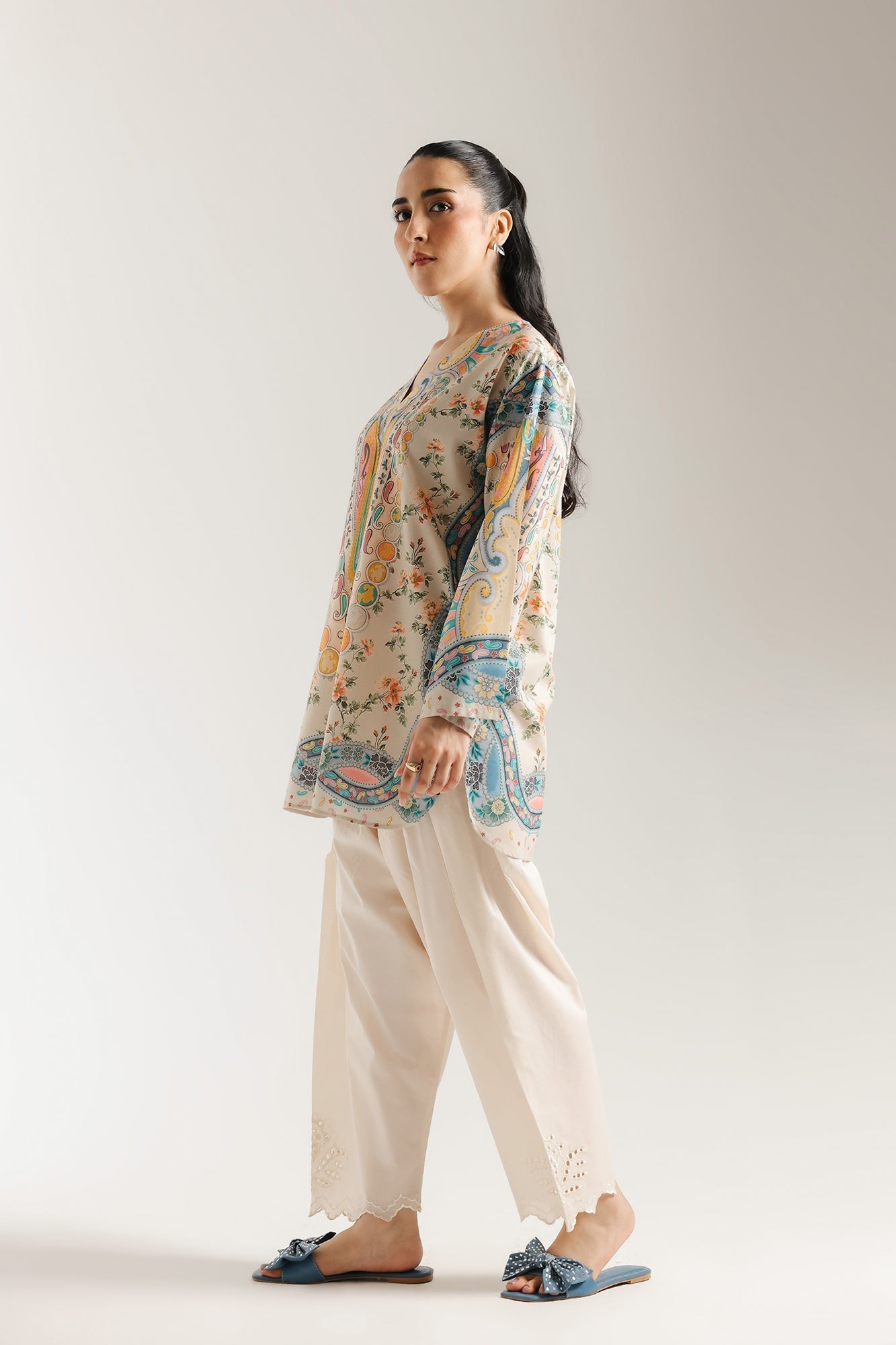PRINTED KURTI (E6668/102/003) - Image 3