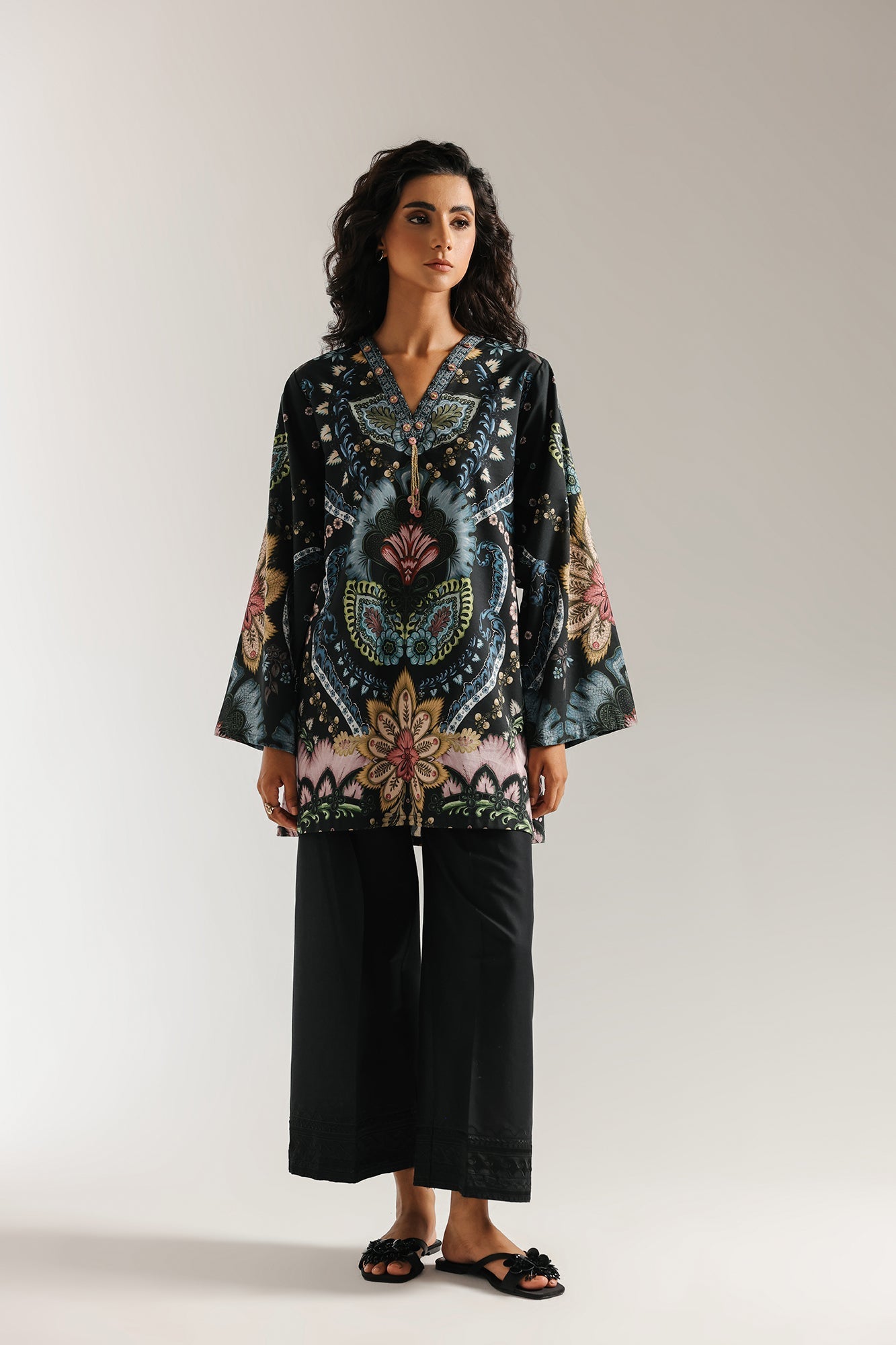 PRINTED KURTI (E6670/102/901) - Image 2