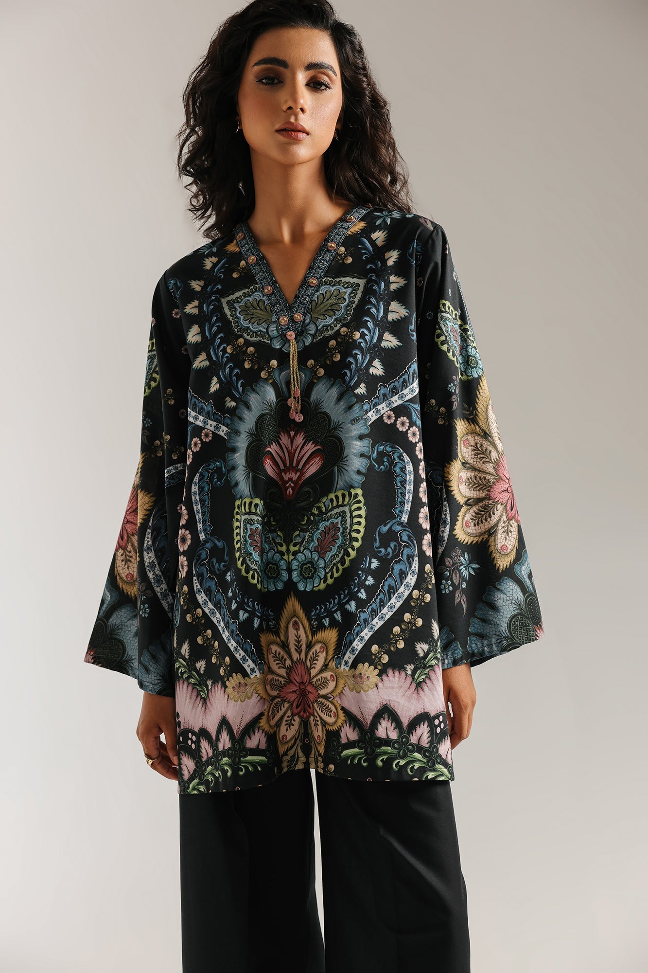 PRINTED KURTI (E6670/102/901) - Image 5