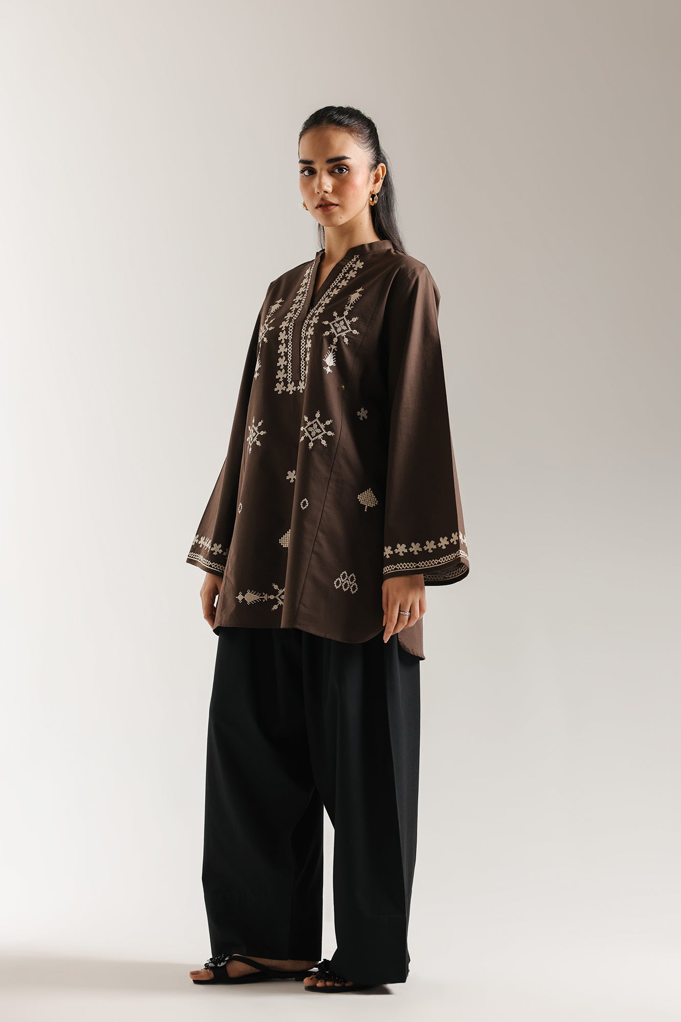 EMBROIDERED SHIRT (E6671/102/317) - Image 3