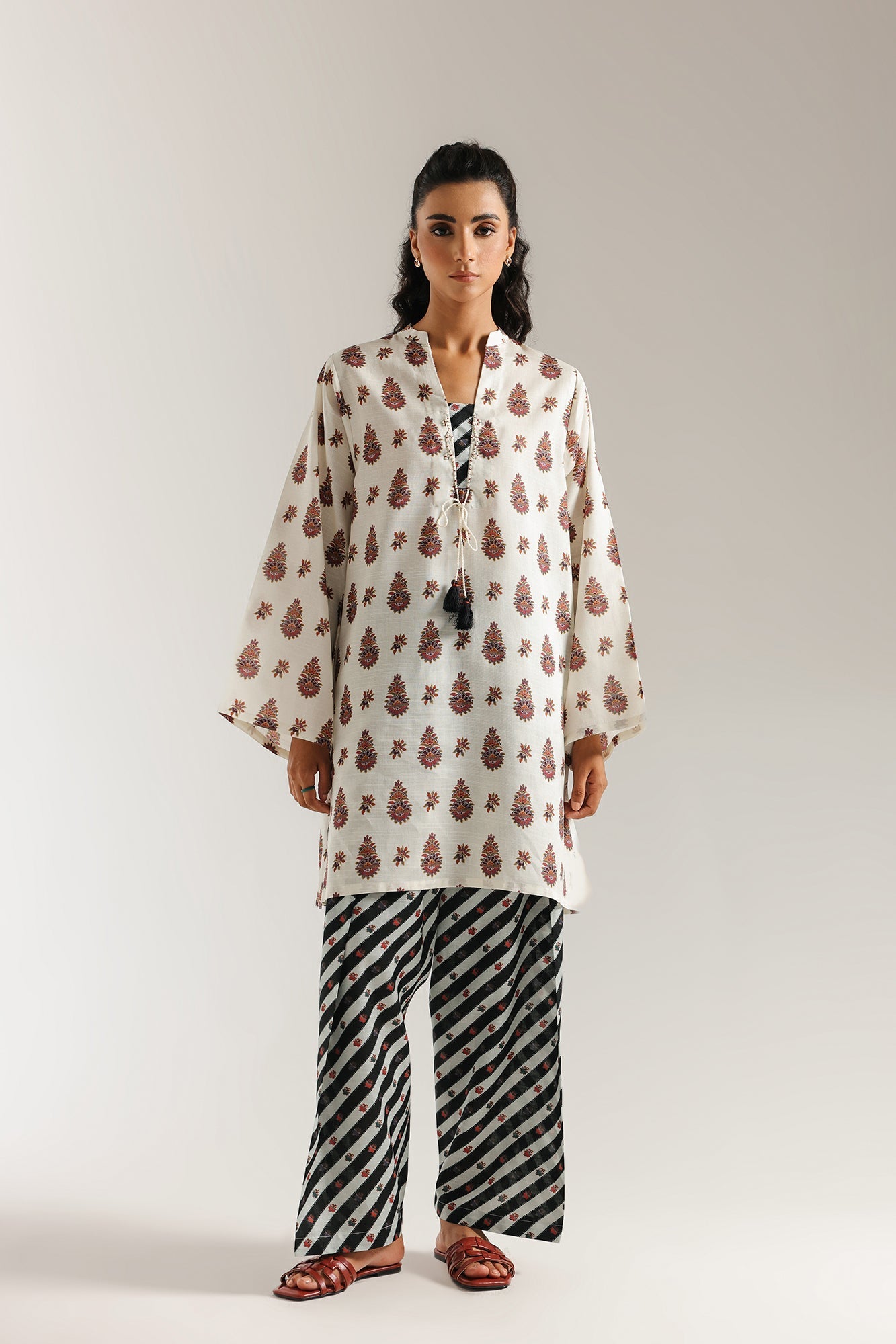 PRINTED SUIT (E6699/102/002) - Image 2