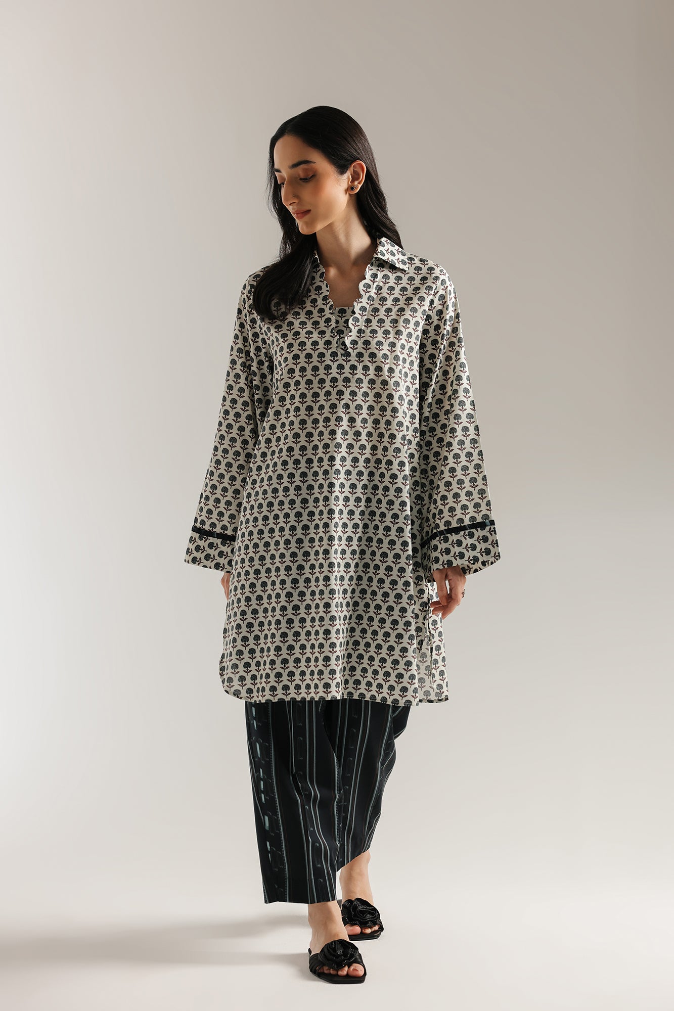 PRINTED SUIT (E6722/102/003) - Image 2