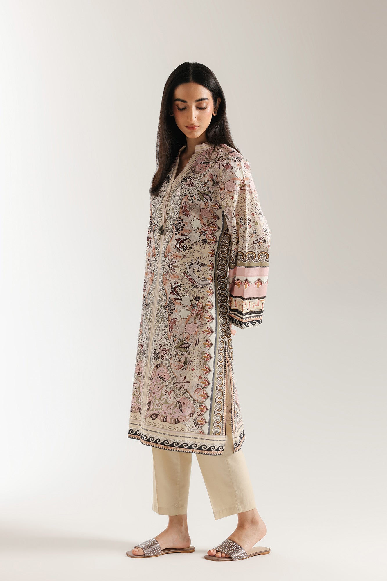 EMBROIDERED SUIT (E6941/102/003) - Image 2