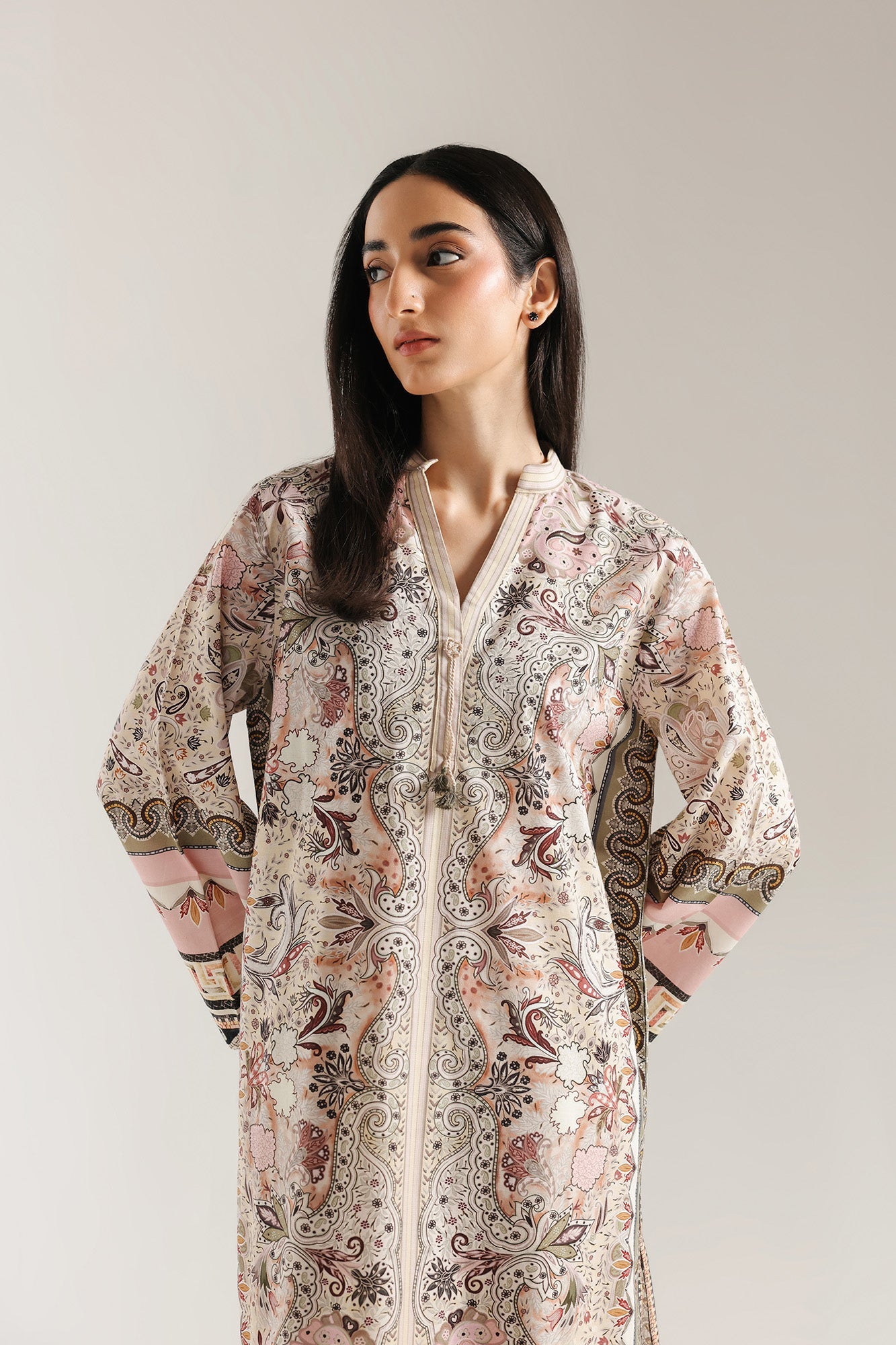 EMBROIDERED SUIT (E6941/102/003) - Image 4