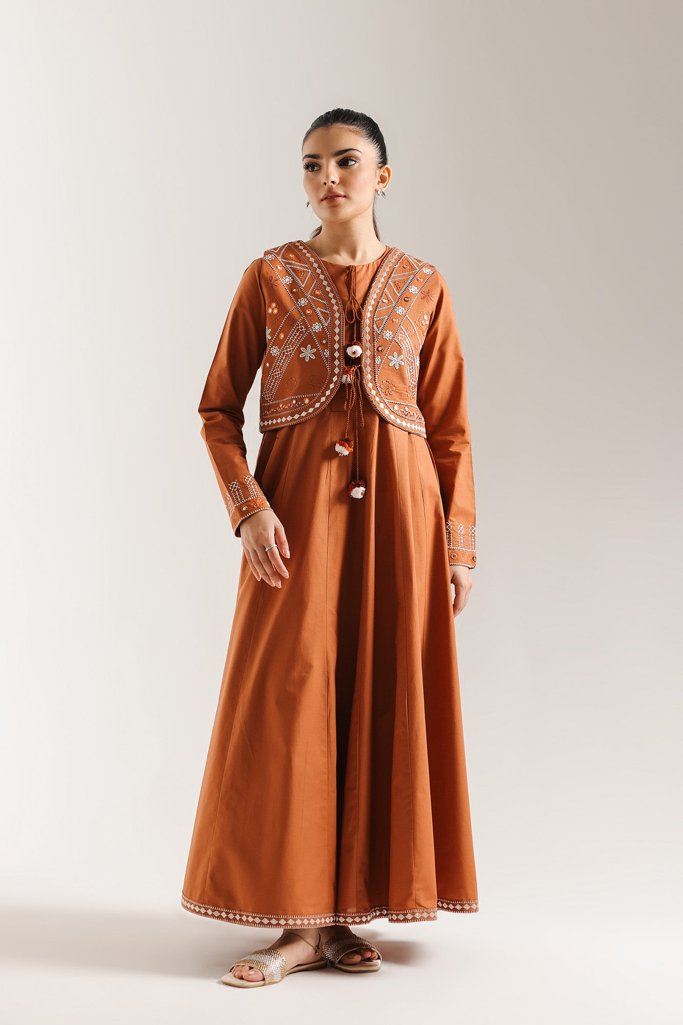 EMBROIDERED DRESS (E6946/102/209) - Image 2