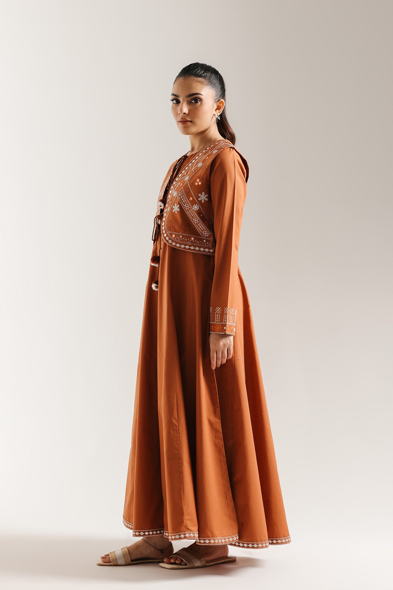 EMBROIDERED DRESS (E6946/102/209) - Image 3