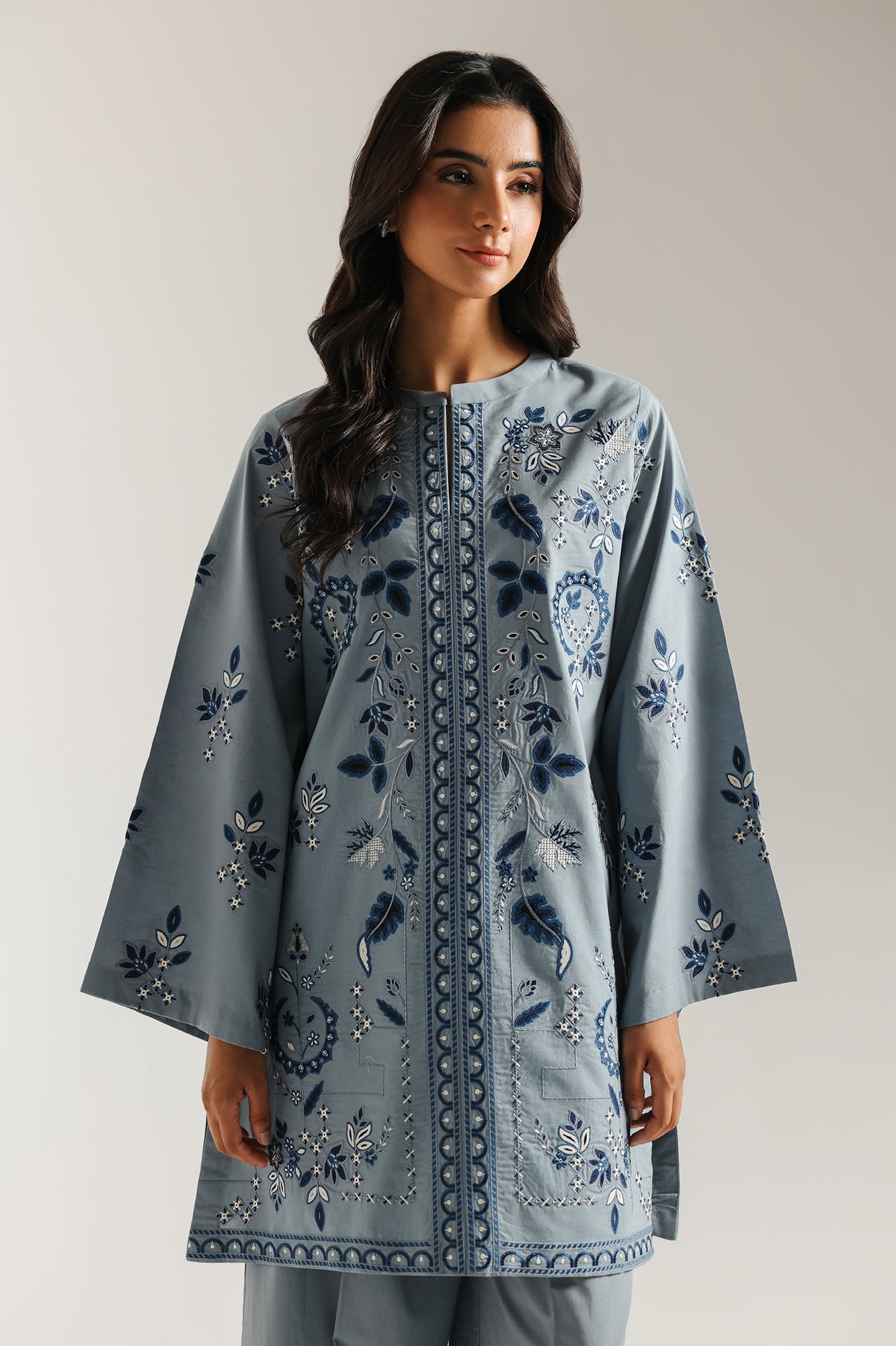 EMBROIDERED SUIT (E6973/102/605) - Image 5