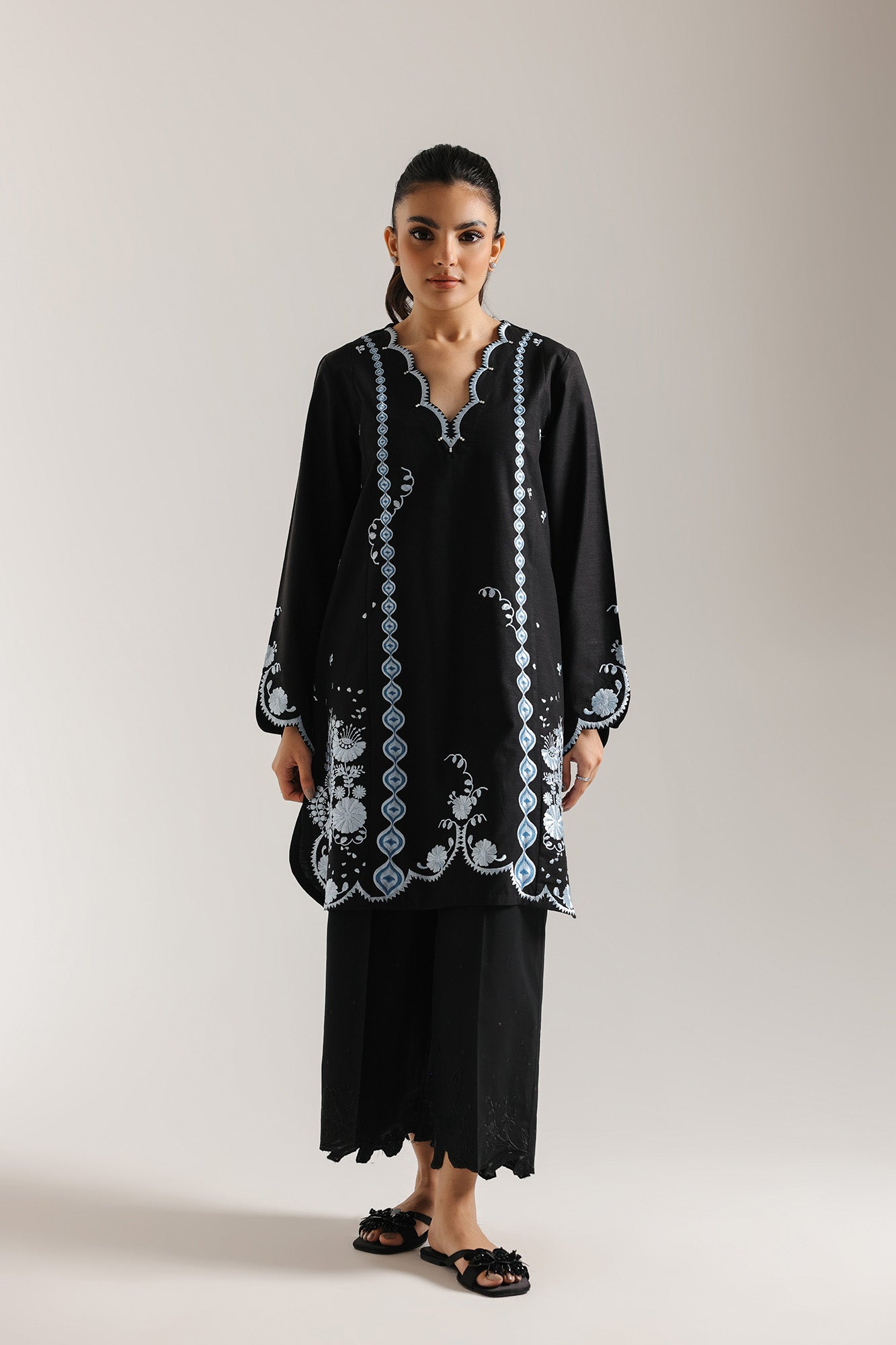 EMBROIDERED SHIRT (E6989/102/902) - Image 2