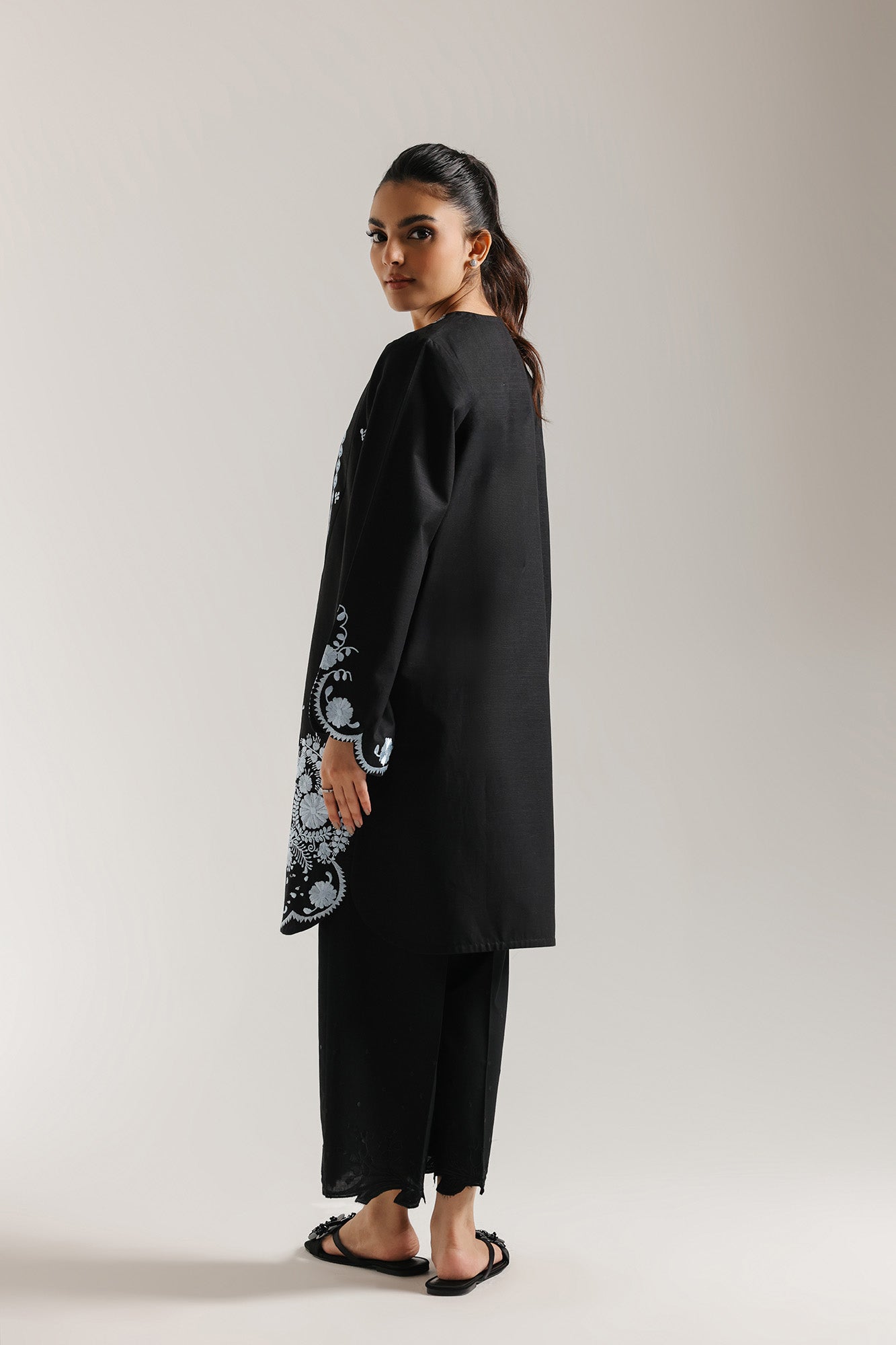 EMBROIDERED SHIRT (E6989/102/902) - Image 4
