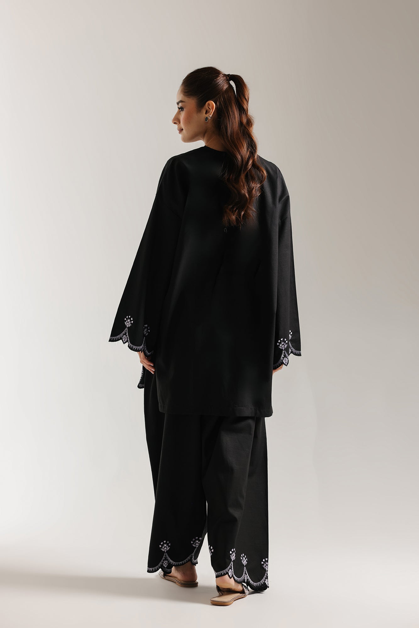 EMBROIDERED SUIT (E6995/102/902) - Image 4