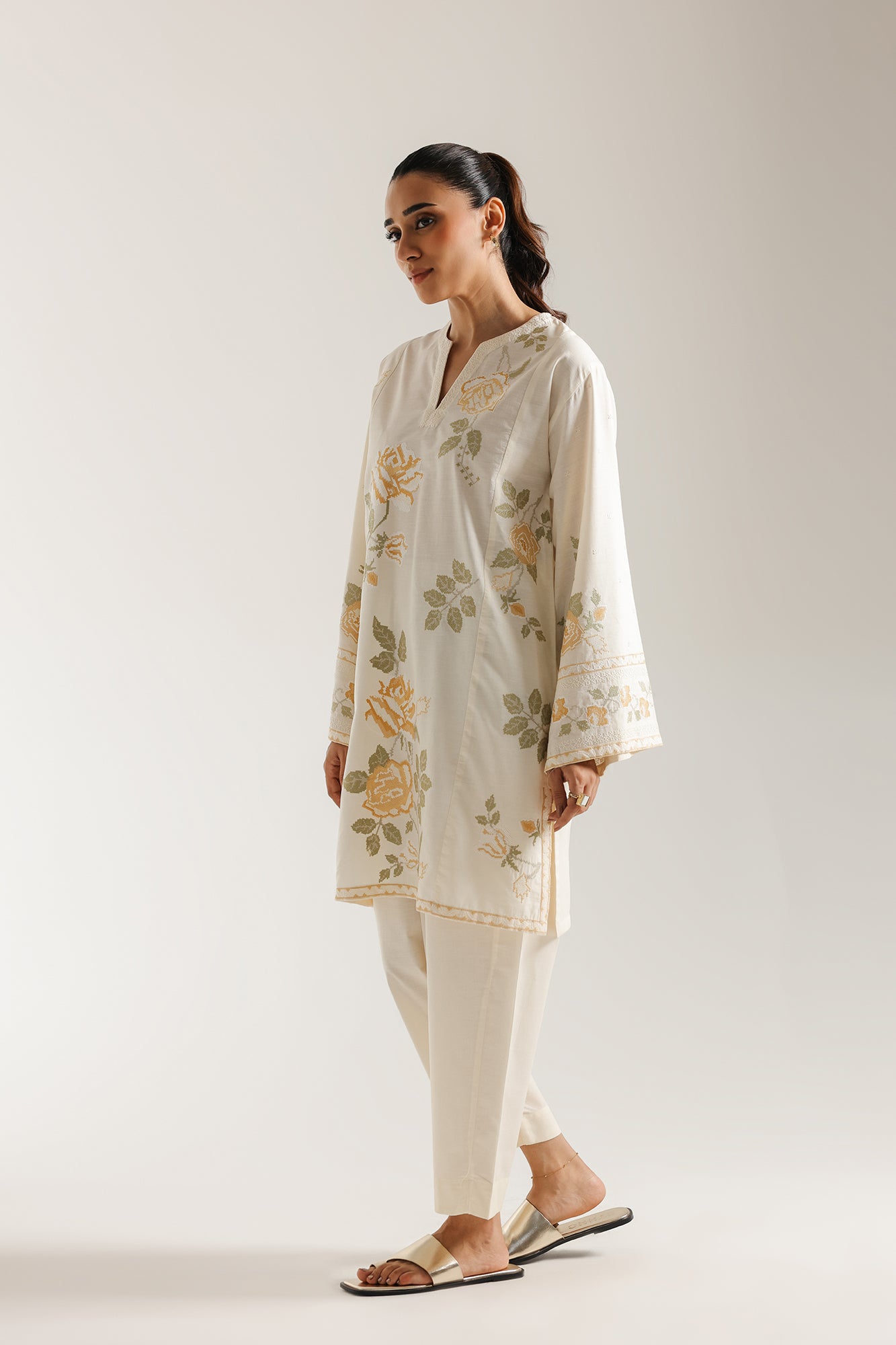 EMBROIDERED SUIT (E7003/102/002) - Image 2