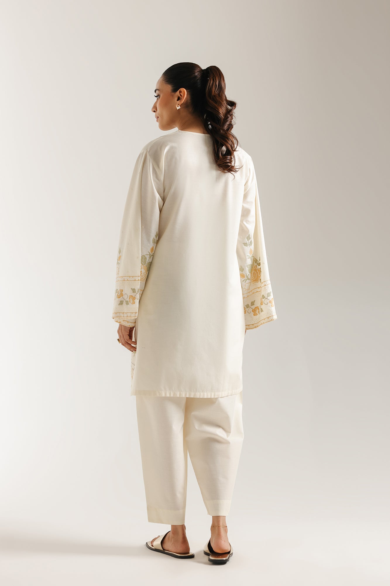 EMBROIDERED SUIT (E7003/102/002) - Image 3