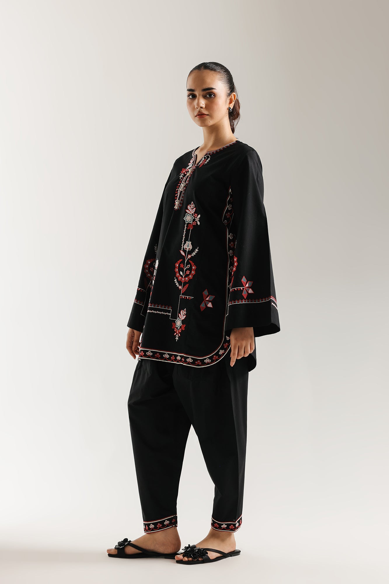 EMBROIDERED SUIT (E7013/102/902) - Image 3