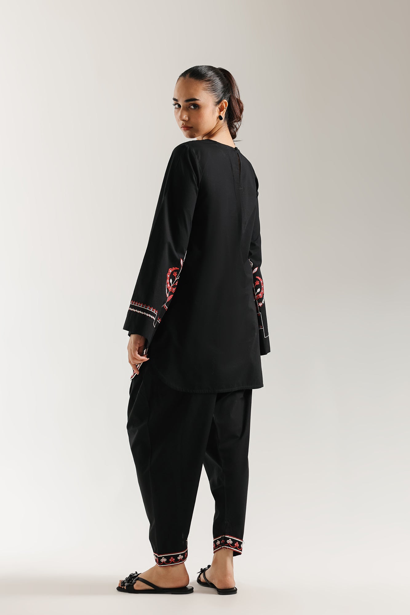 EMBROIDERED SUIT (E7013/102/902) - Image 4