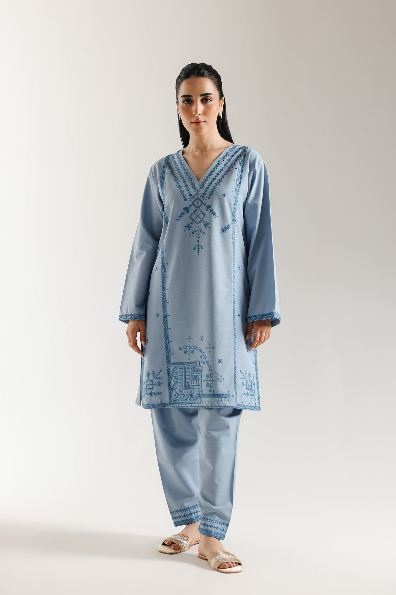 EMBROIDERED SUIT (E7034/102/609) - Image 2