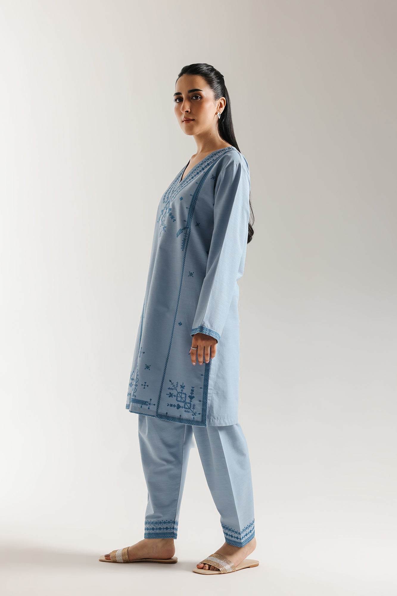 EMBROIDERED SUIT (E7034/102/609) - Image 3